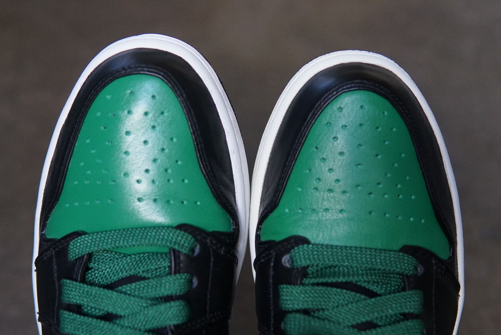 Jordan Brand Nike Air Jordan 1 Phat Premier Size 9.5 Celtics 375173-031 Size US 9.5 / EU 42-43 - 2 Thumbnail