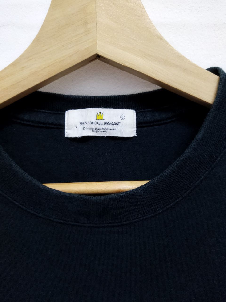 Jean-Michel Basquiat Vintage Jean Michel Basquiat X Uniqlo T shirt Size US S / EU 44-46 / 1 - 5 Thumbnail