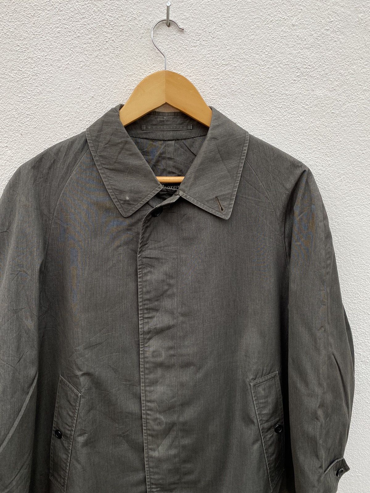 Burberry Vintage Burberrys Trench coat / long jacket Size US L / EU 52-54 / 3 - 3 Thumbnail