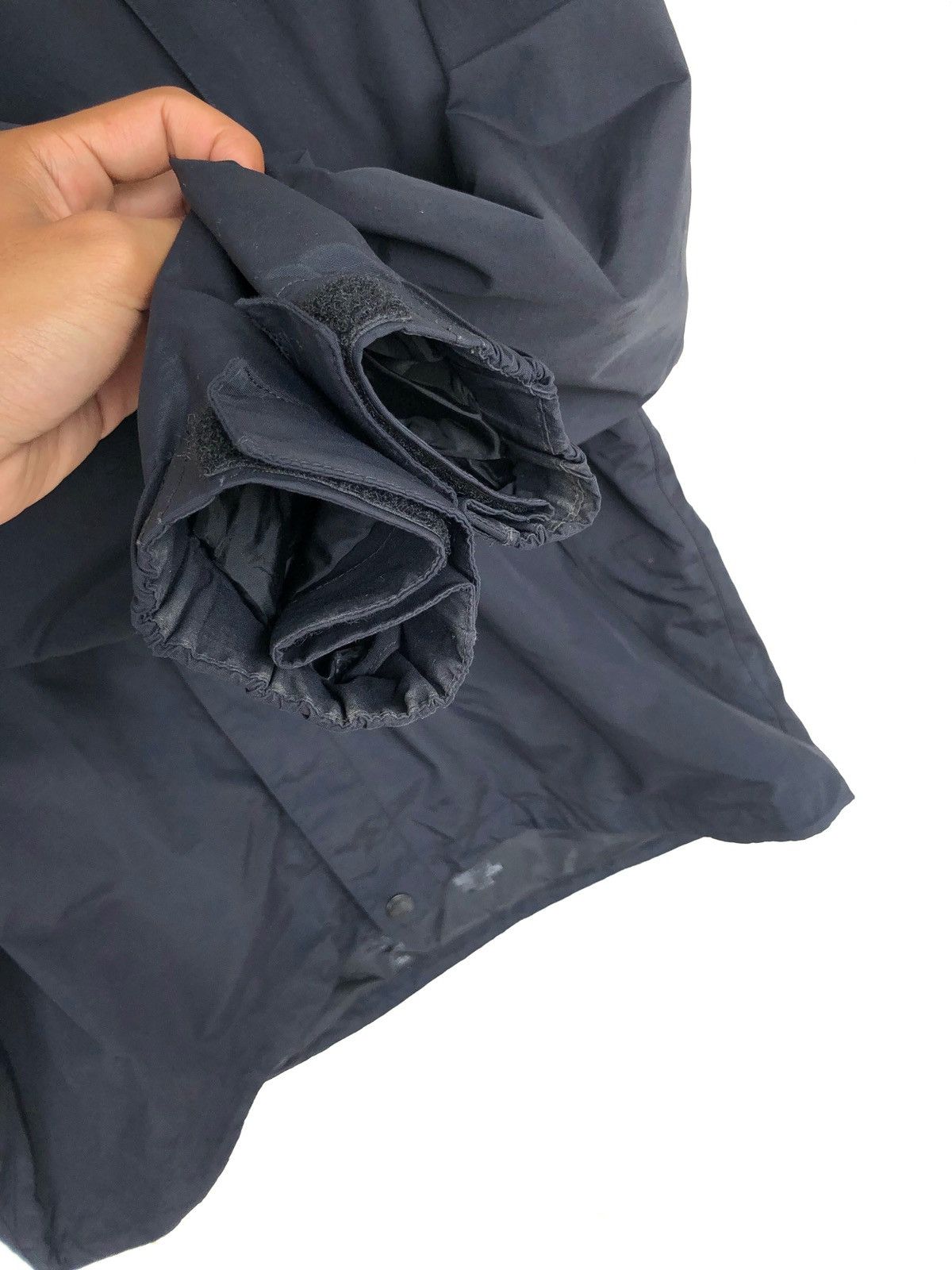 The North Face Multi Pocket Tech Wear Water Proof Hoodie Jacket Size US L / EU 52-54 / 3 - 8 Thumbnail
