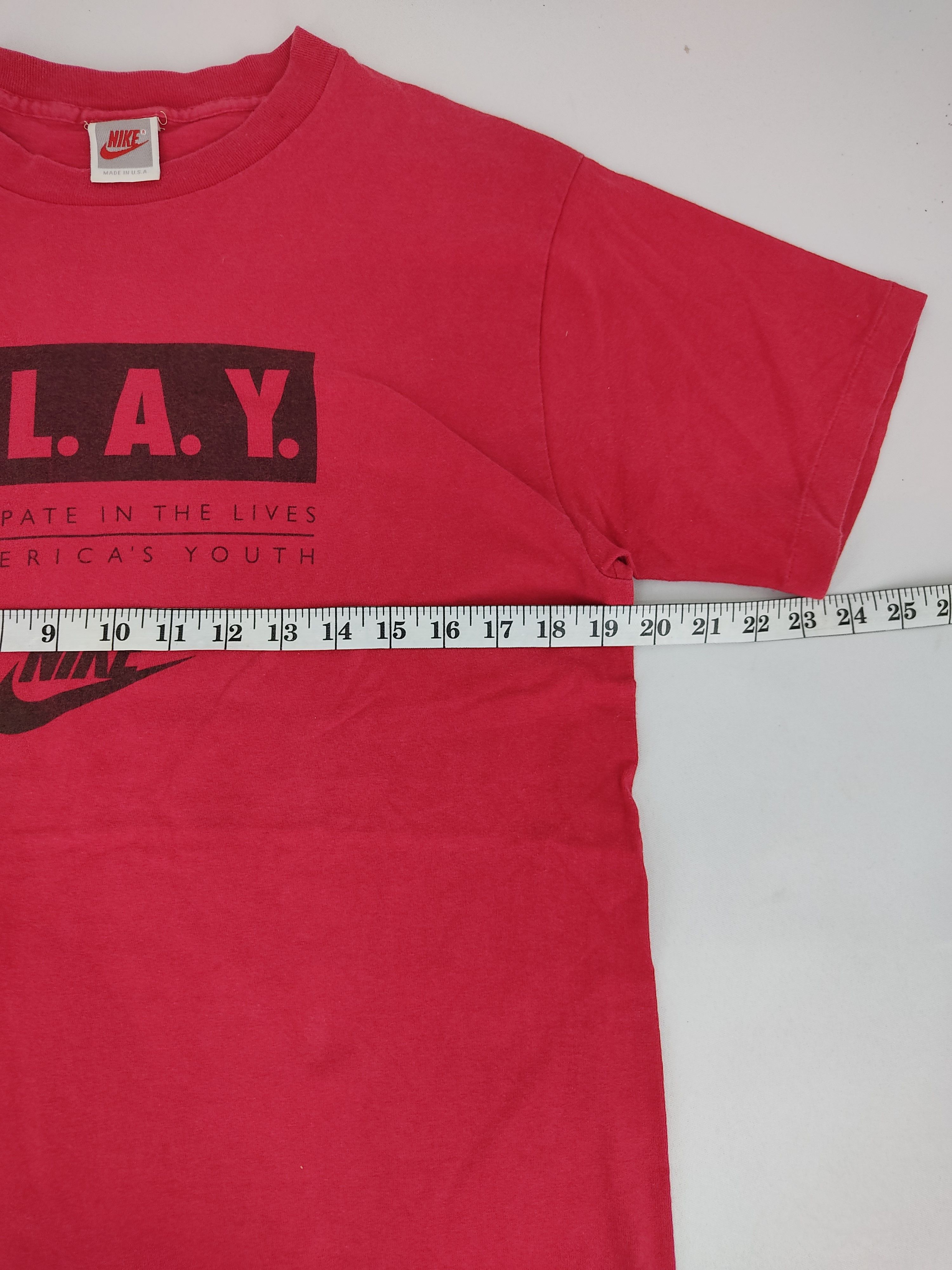 Nike Vintage 90s Nike Swoosh P.L.A.Y Gray Tag Logo Spell Out Size US M / EU 48-50 / 2 - 6 Thumbnail