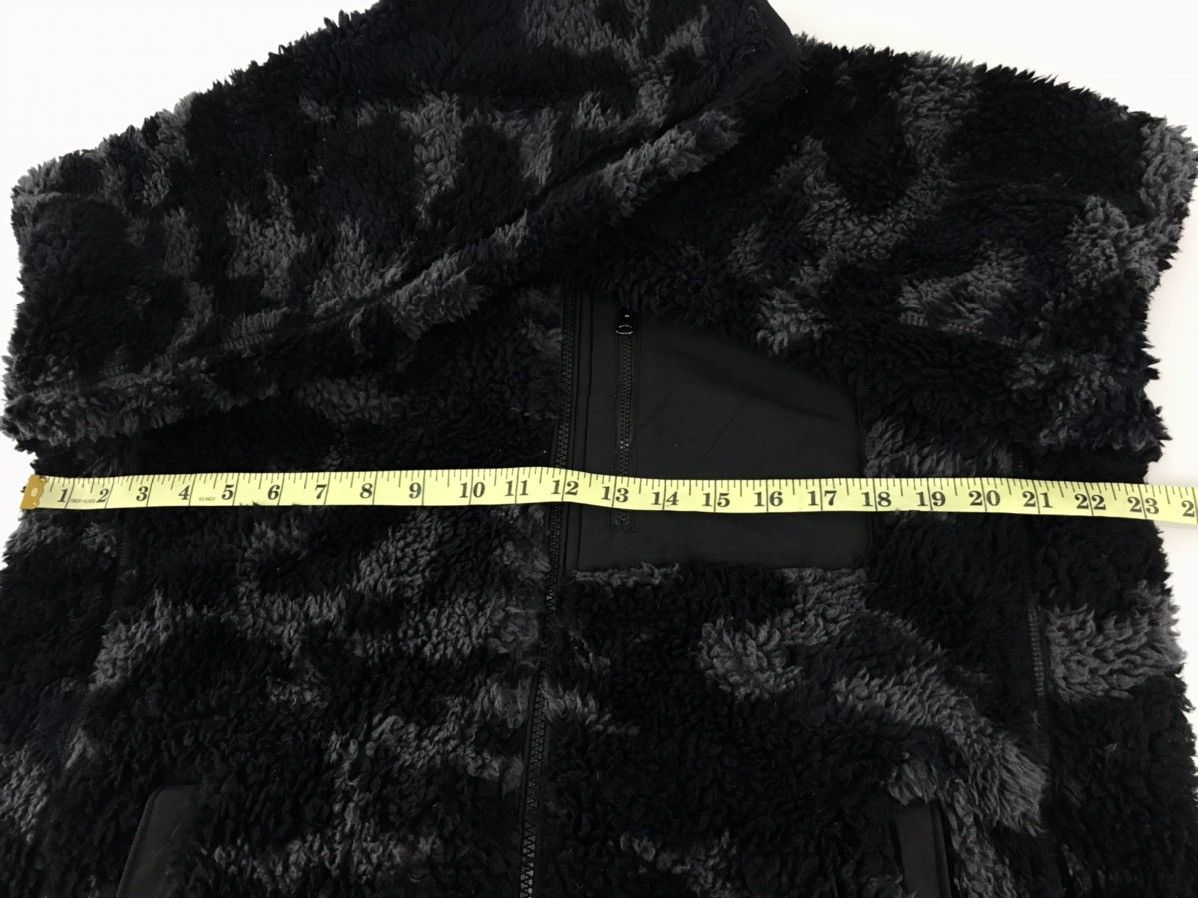 Japanese Brand Camouflage Fleece Jacket Military Fashion Style Size US L / EU 52-54 / 3 - 9 Thumbnail