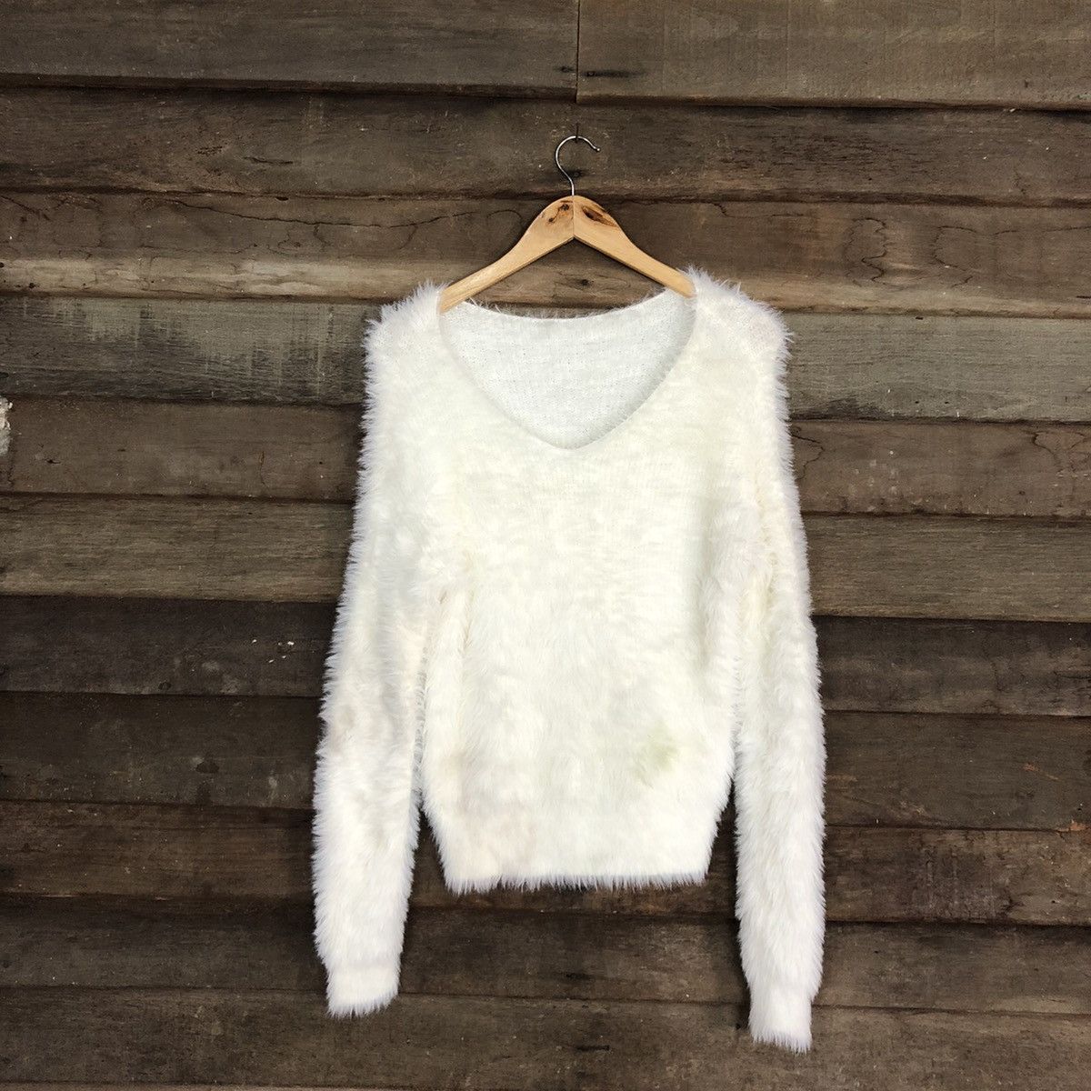 image of Homespun Knitwear Japan White Mohair Fur Shag Shaggy Knitwear C1043, Women's (Size Medium)