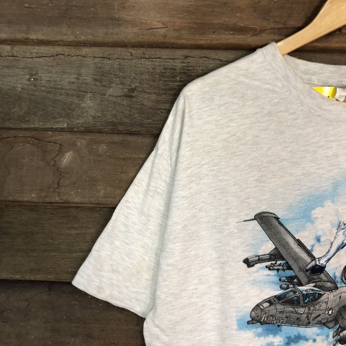 Vintage DL Vtg A-10 Warthog Hanes White Short Sleeve Shirt #3107 Size US XL / EU 56 / 4 - 5 Thumbnail