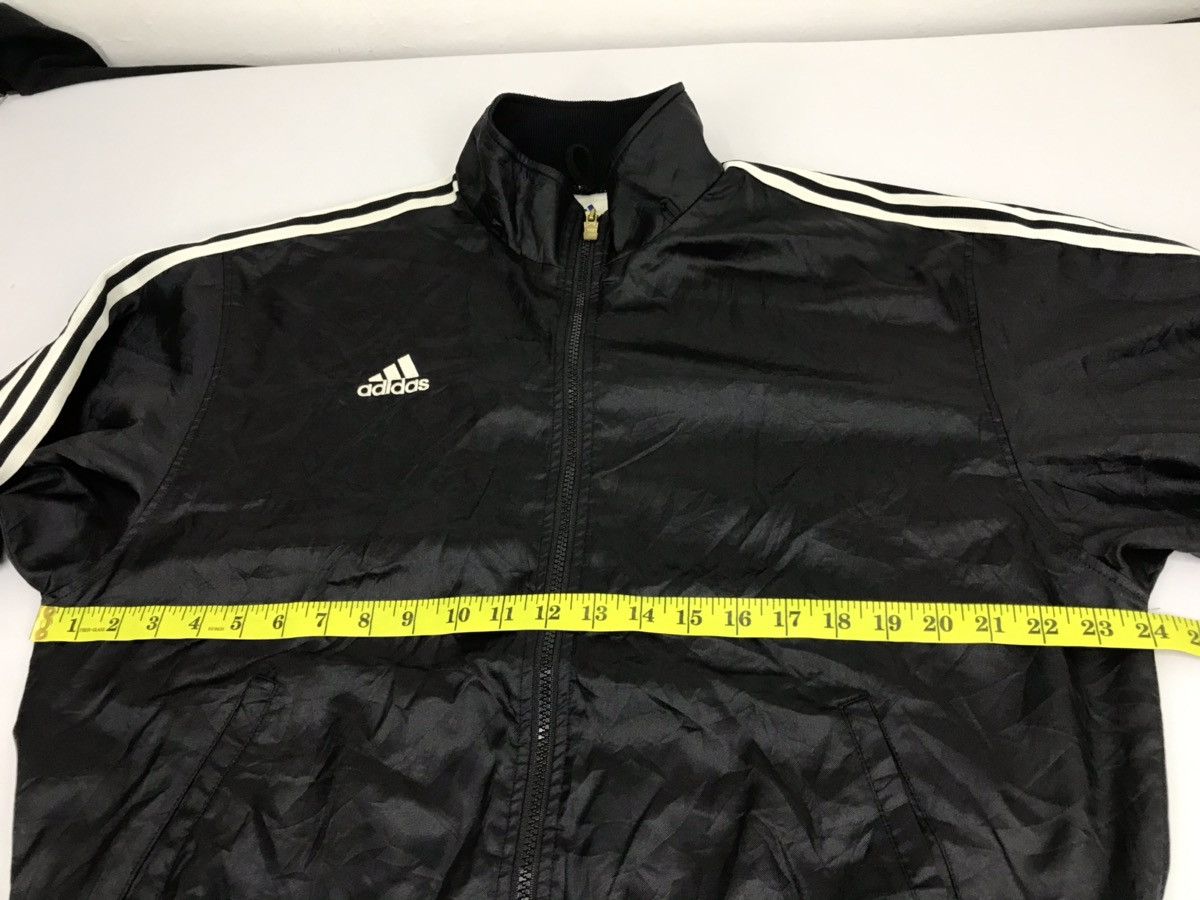 Adidas Vintage Adidas Windbreaker Jacket Trikot Size US L / EU 52-54 / 3 - 6 Thumbnail