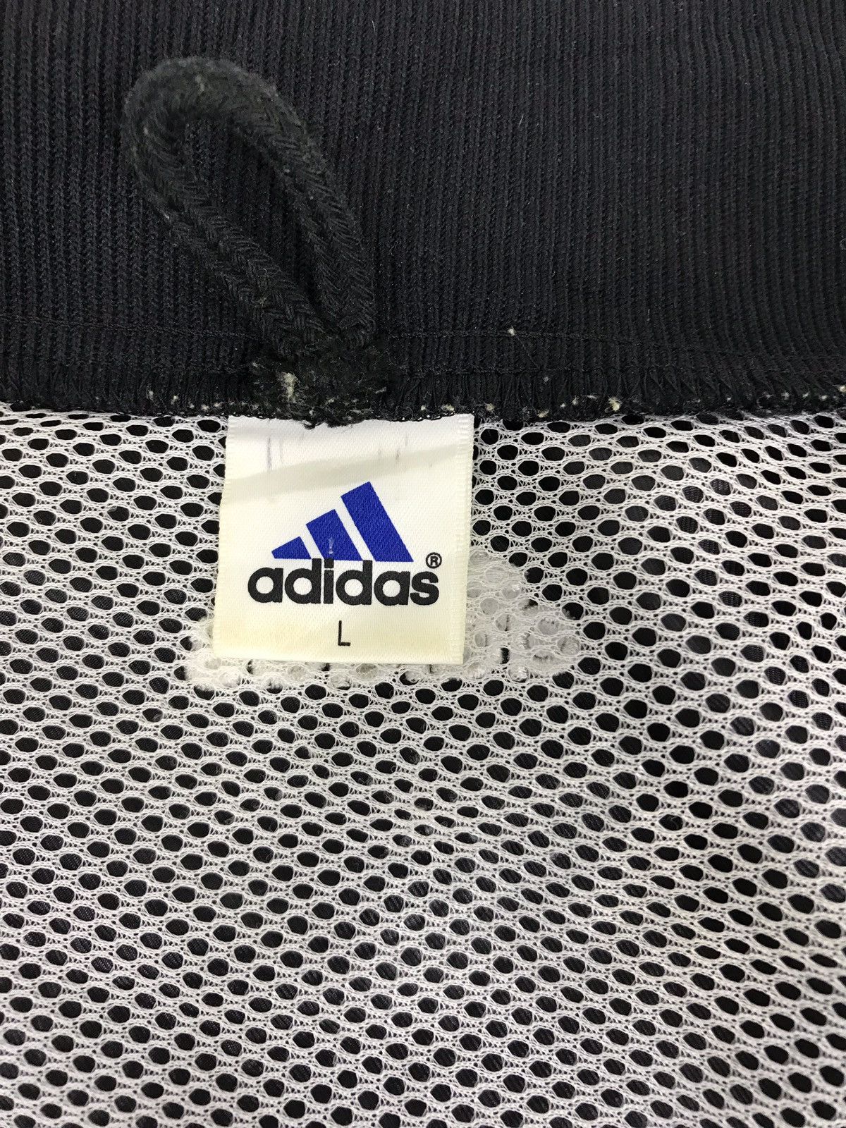 Adidas Vintage Adidas Windbreaker Jacket Trikot Size US L / EU 52-54 / 3 - 9 Thumbnail