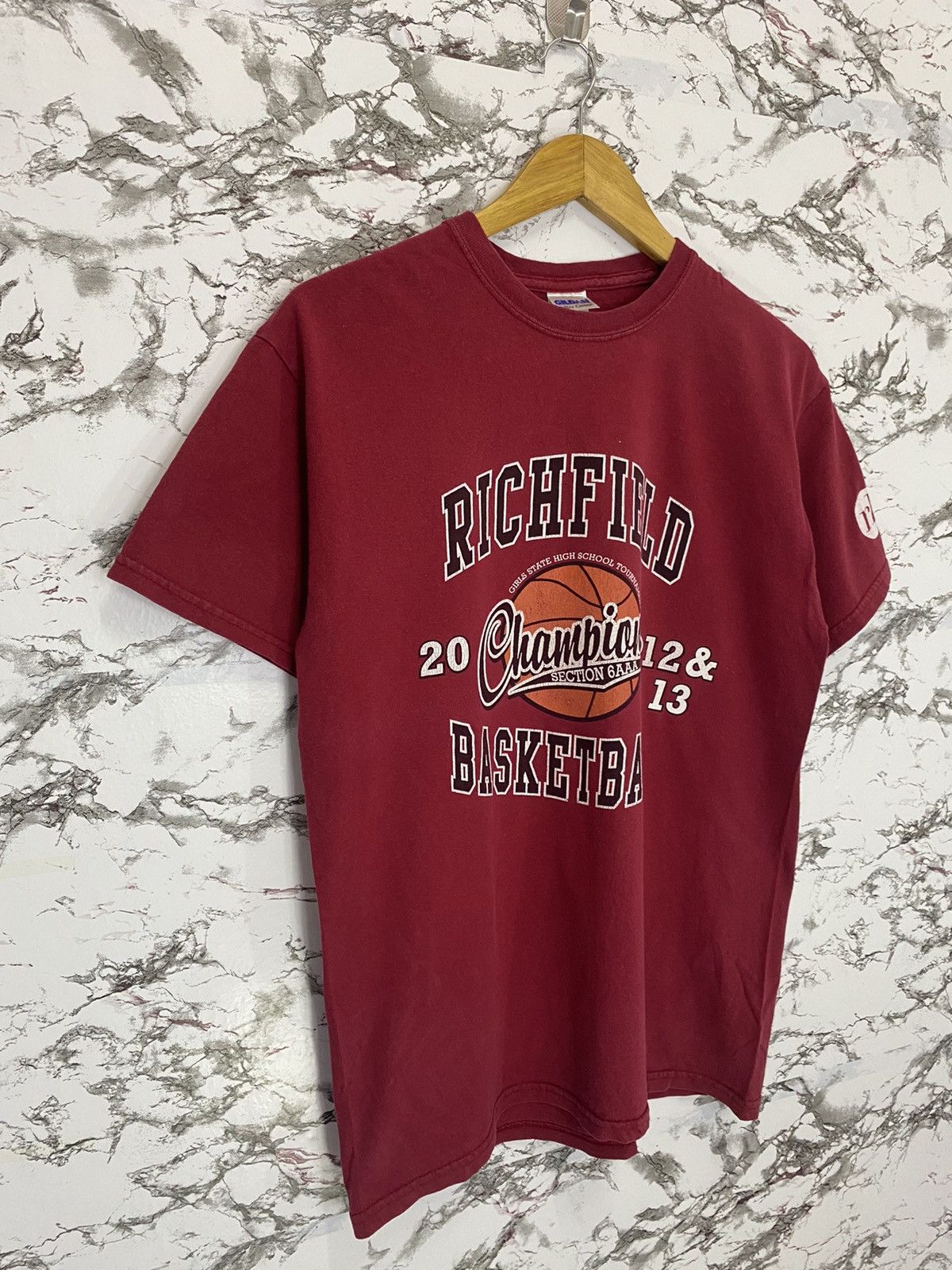 NBA × Rap Tees Vintage NBA Richfield Champions T-Shirt Size US M / EU 48-50 / 2 - 3 Thumbnail