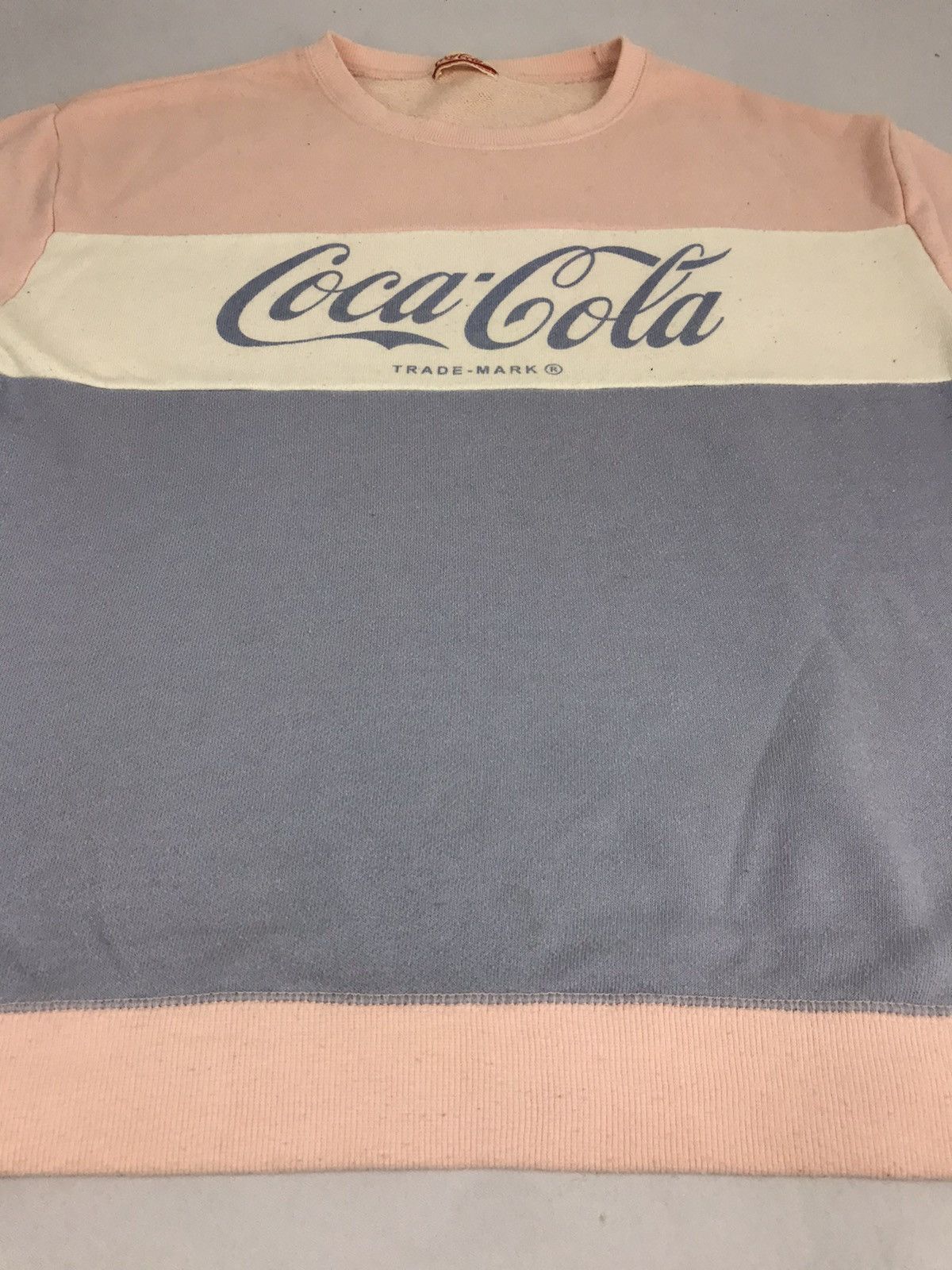 Coca Cola Coca Cola Sweatshirt Spell Out Colour Block Drink Brand Size M / US 6-8 / IT 42-44 - 2 Thumbnail