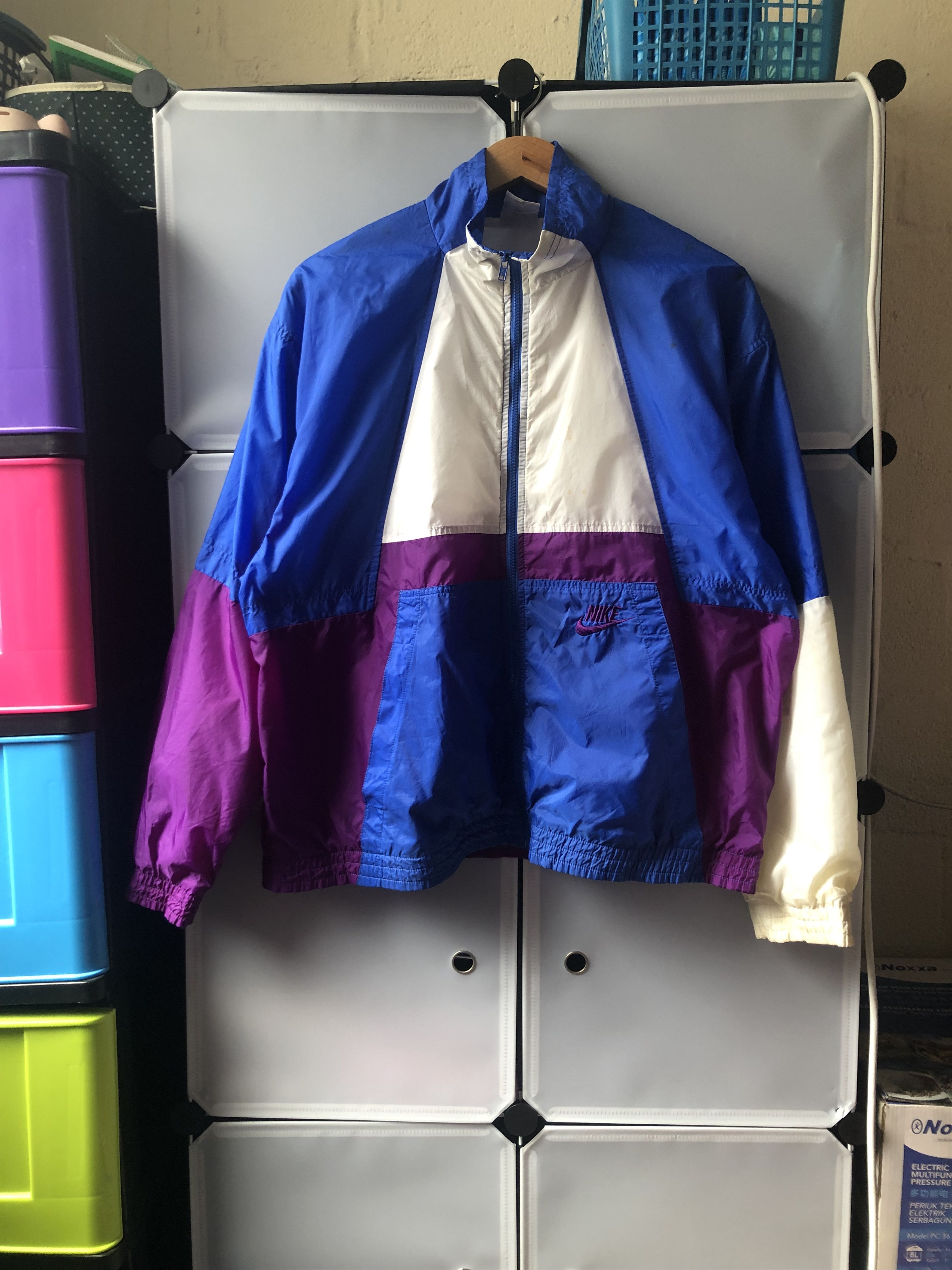 Nike × Vintage Vintage Nike 90s Zipper Light Jacket(L Fit To M) Size US M / EU 48-50 / 2 - 1 Thumbnail