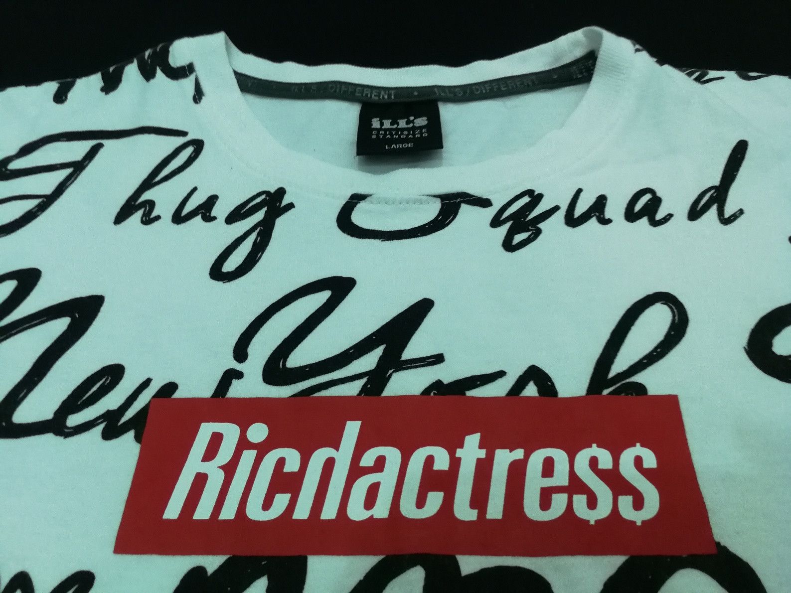 Japanese Brand Ill's Different Rich Actress Over Printed Thug Squad Tee Size US M / EU 48-50 / 2 - 2 Thumbnail