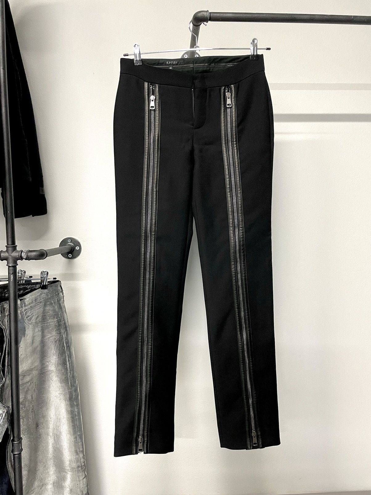 Gucci × Tom Ford FW2001 Tom Ford zipper runway leather wool pants archive Size 28" / US 6 / IT 42 - 11 Thumbnail