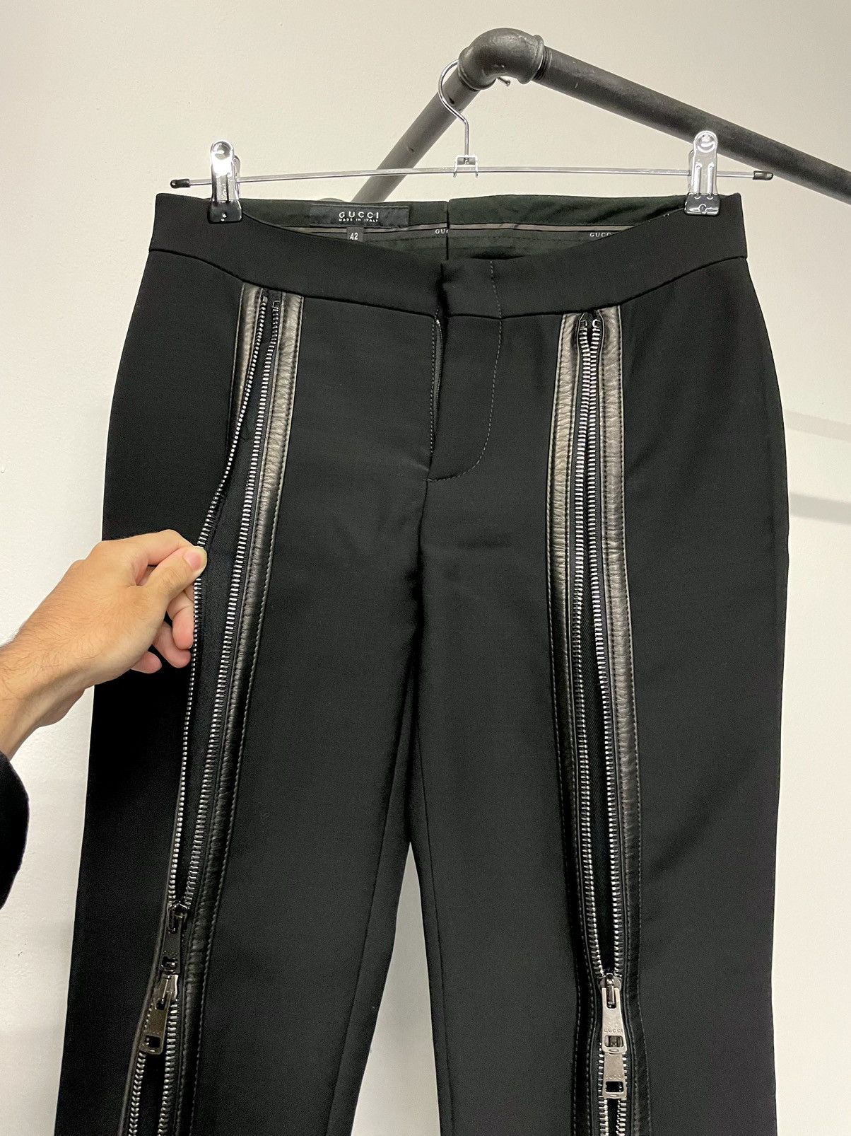 Gucci × Tom Ford FW2001 Tom Ford zipper runway leather wool pants archive Size 28" / US 6 / IT 42 - 15 Thumbnail