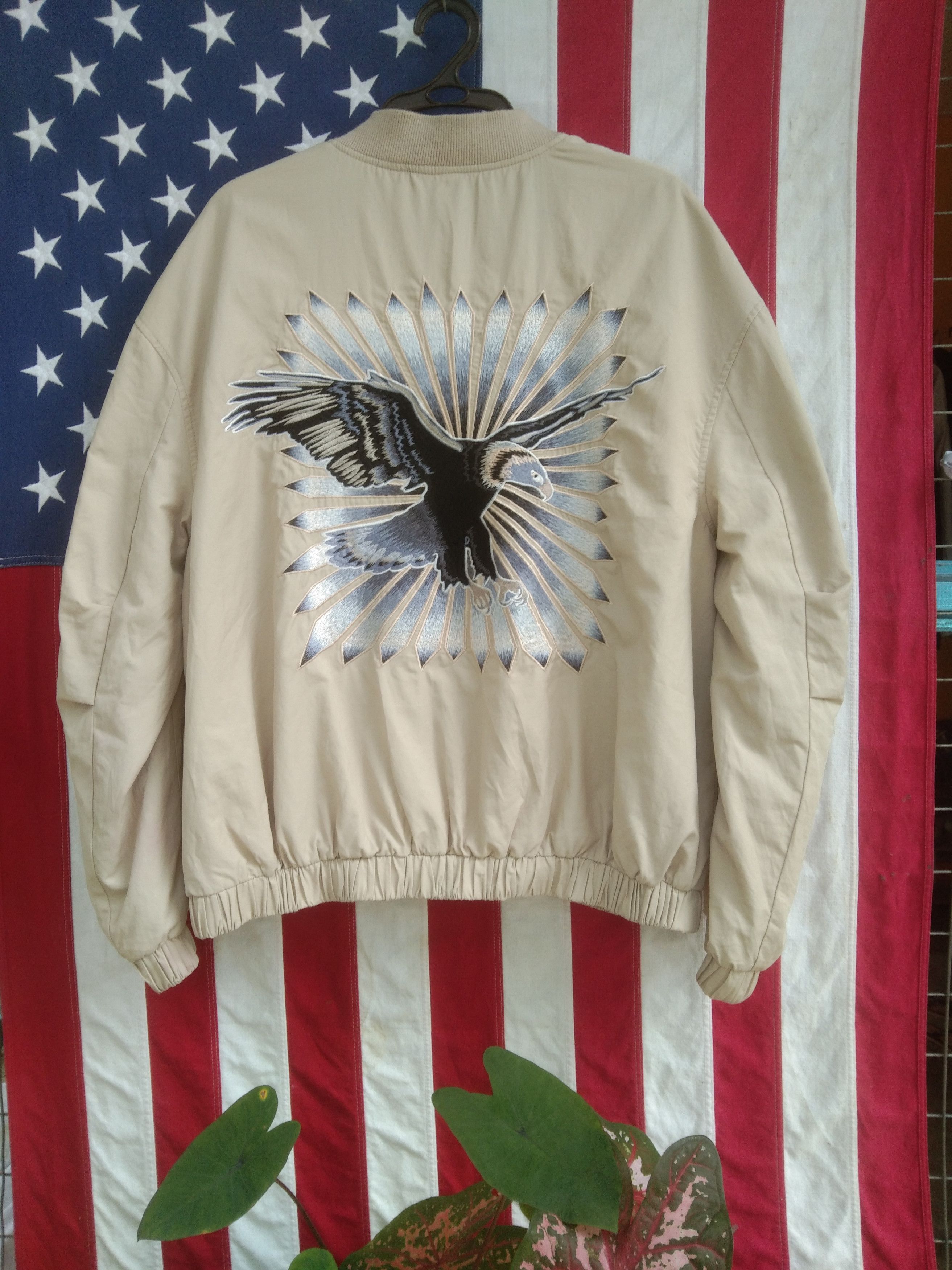 Japanese Brand LIGHTLAYERS H&M JACKET EMBROIDERY EAGLE Size US L / EU 52-54 / 3 - 1 Thumbnail