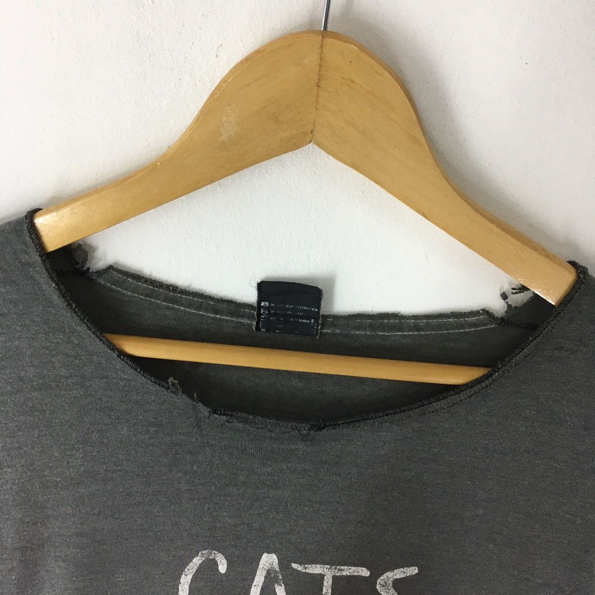 Vintage Vintage rare Cats movie Size US M / EU 48-50 / 2 - 9 Thumbnail