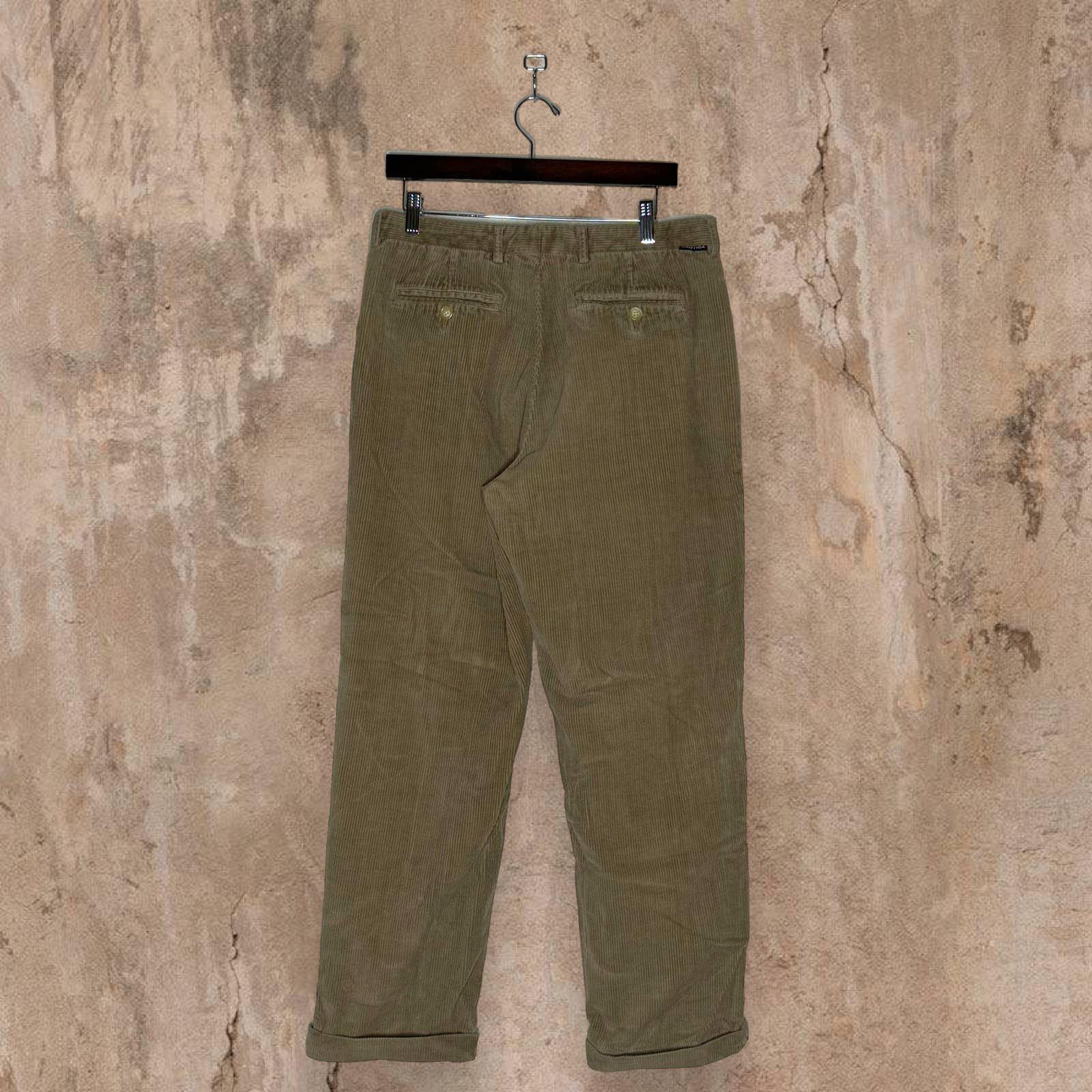 Vintage Vintage Nautica Corduroy Pants Tan Pleated Baggy Fit Y2K Size US 34 / EU 50 - 1 Preview