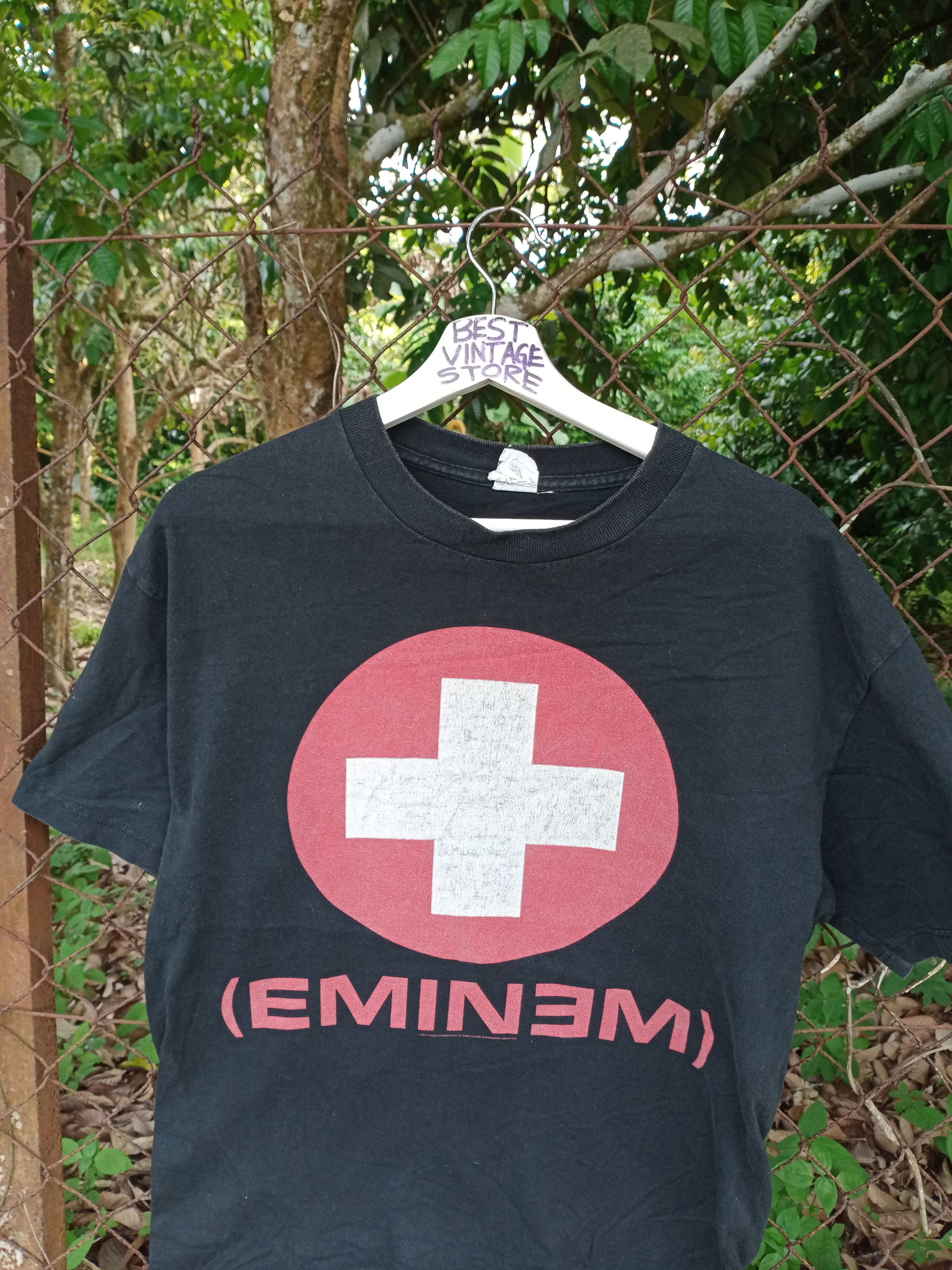 Eminem Rare Vintage Early 00's Eminem Big Logo T shirt Size US L / EU 52-54 / 3 - 2 Thumbnail
