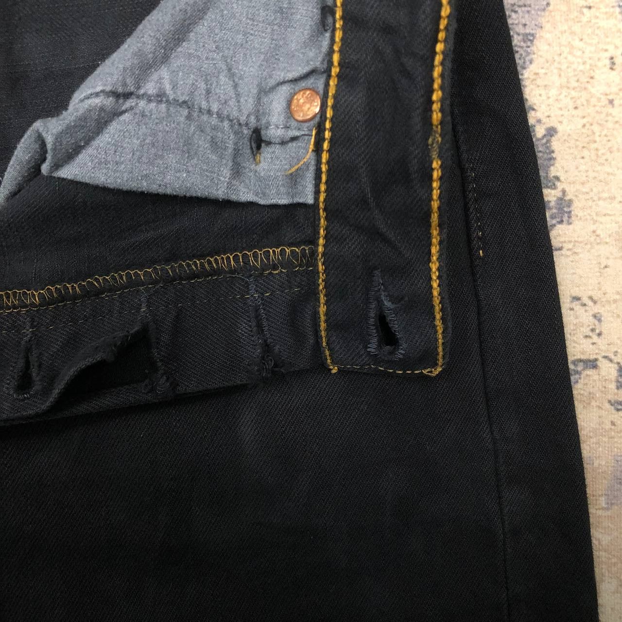 Levi's P638 VTG LEVI'S 501 ALL BLACK DENIM Size US 32 / EU 48 - 7 Thumbnail