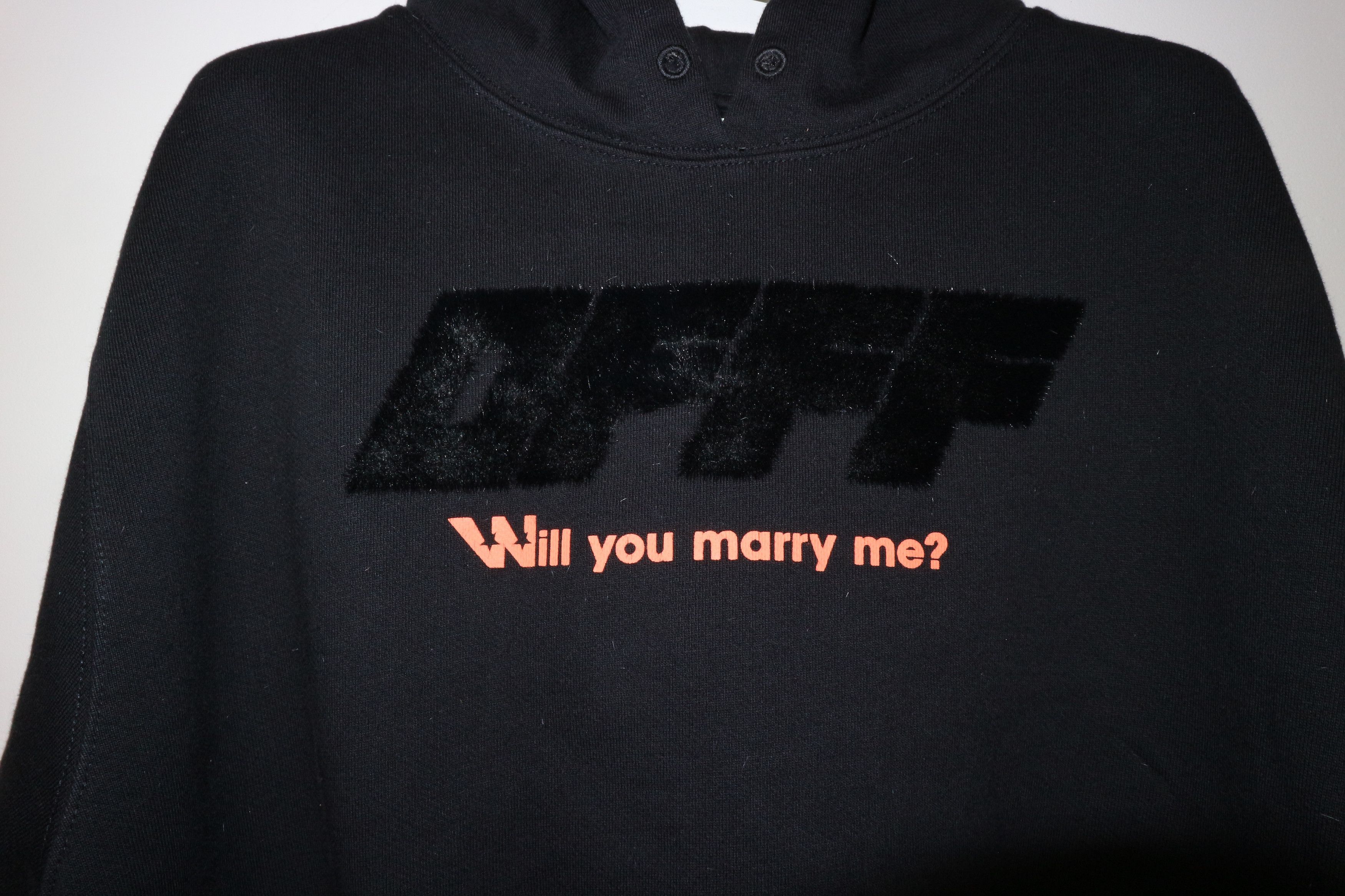 Off-White "Will you marry me" print hoodie Size L / US 10 / IT 46 - 2 Thumbnail