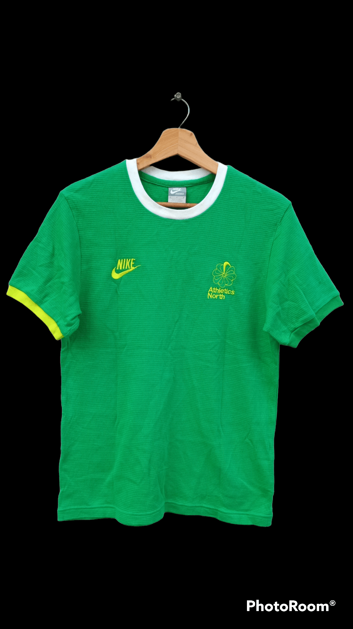 🔥🔥Nike Swoosh Pinwheel T-Shirt