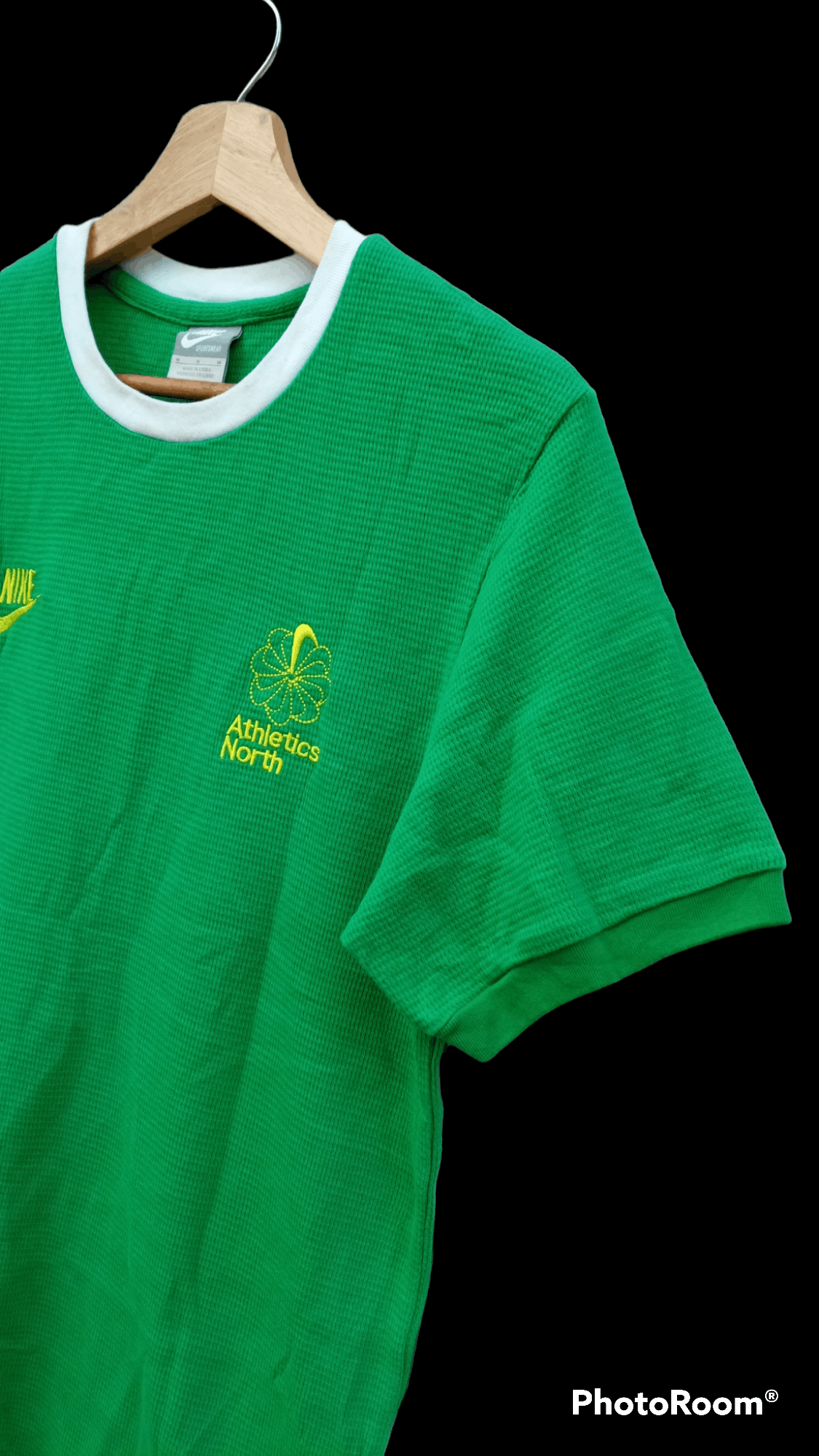 Nike 🔥🔥Nike Swoosh Pinwheel T-Shirt Size US M / EU 48-50 / 2 - 9 Thumbnail