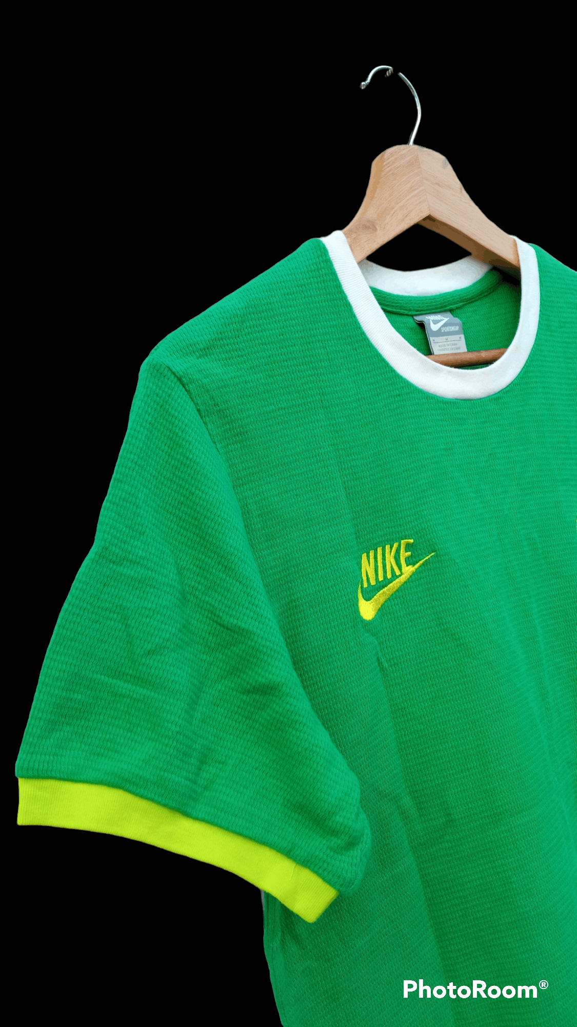 Nike 🔥🔥Nike Swoosh Pinwheel T-Shirt Size US M / EU 48-50 / 2 - 8 Thumbnail