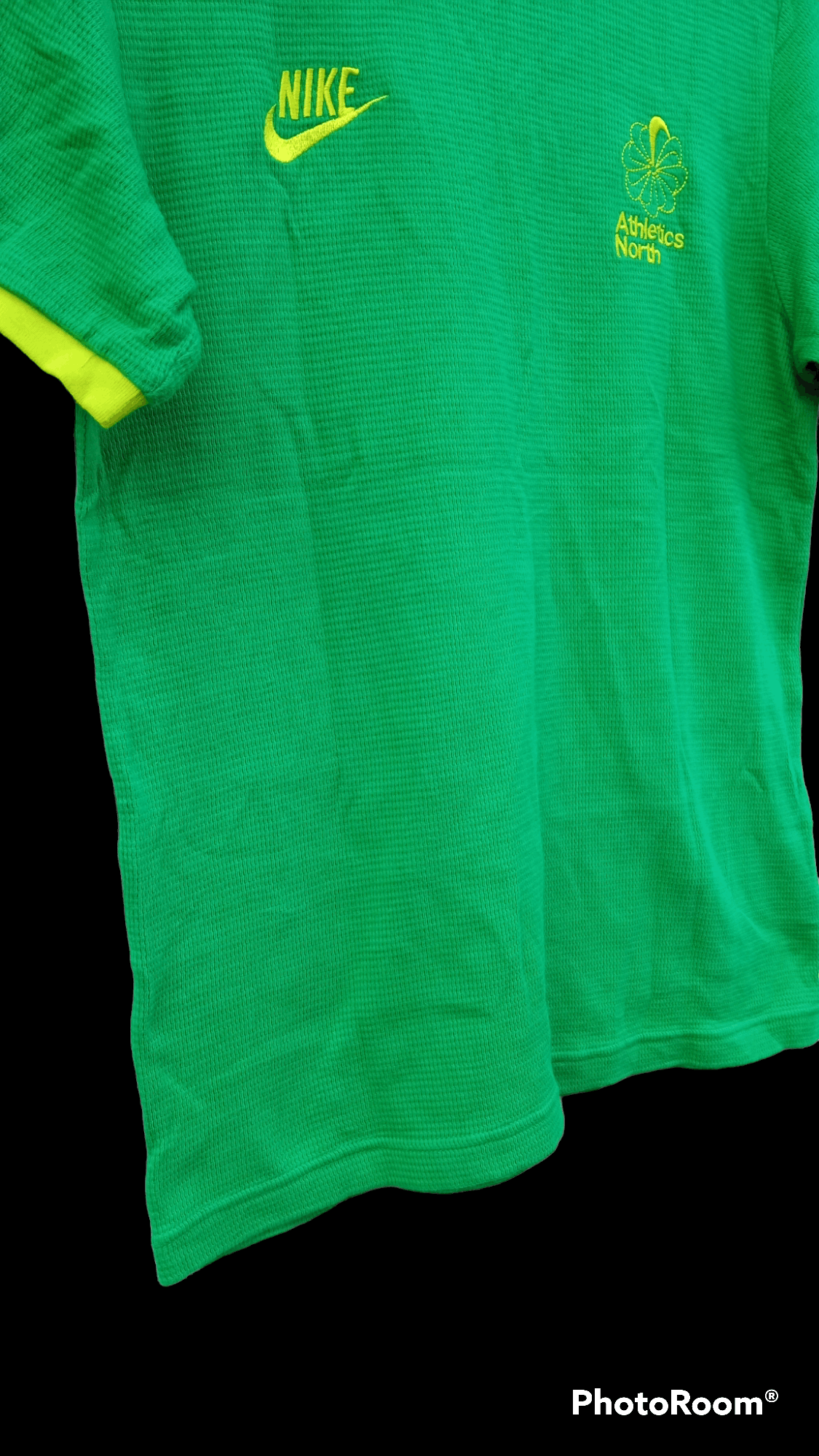 Nike 🔥🔥Nike Swoosh Pinwheel T-Shirt Size US M / EU 48-50 / 2 - 7 Thumbnail