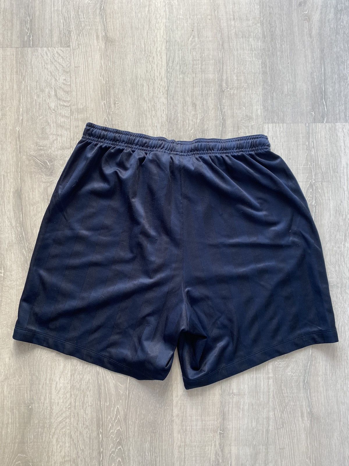 Nike × Vintage Nike vintage navy shorts small swoosh Size US 30 / EU 46 - 4 Thumbnail