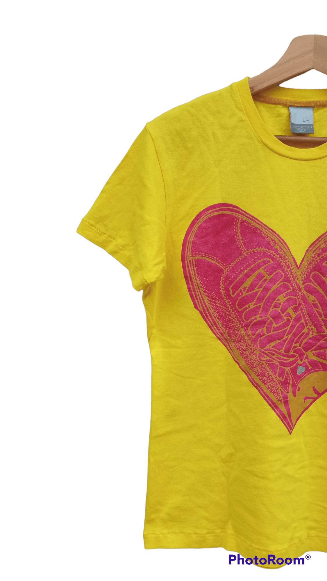 Nike 🔥🔥Nike Swoosh Heart 💖 Shoes T-Shirt Size M / US 6-8 / IT 42-44 - 4 Thumbnail