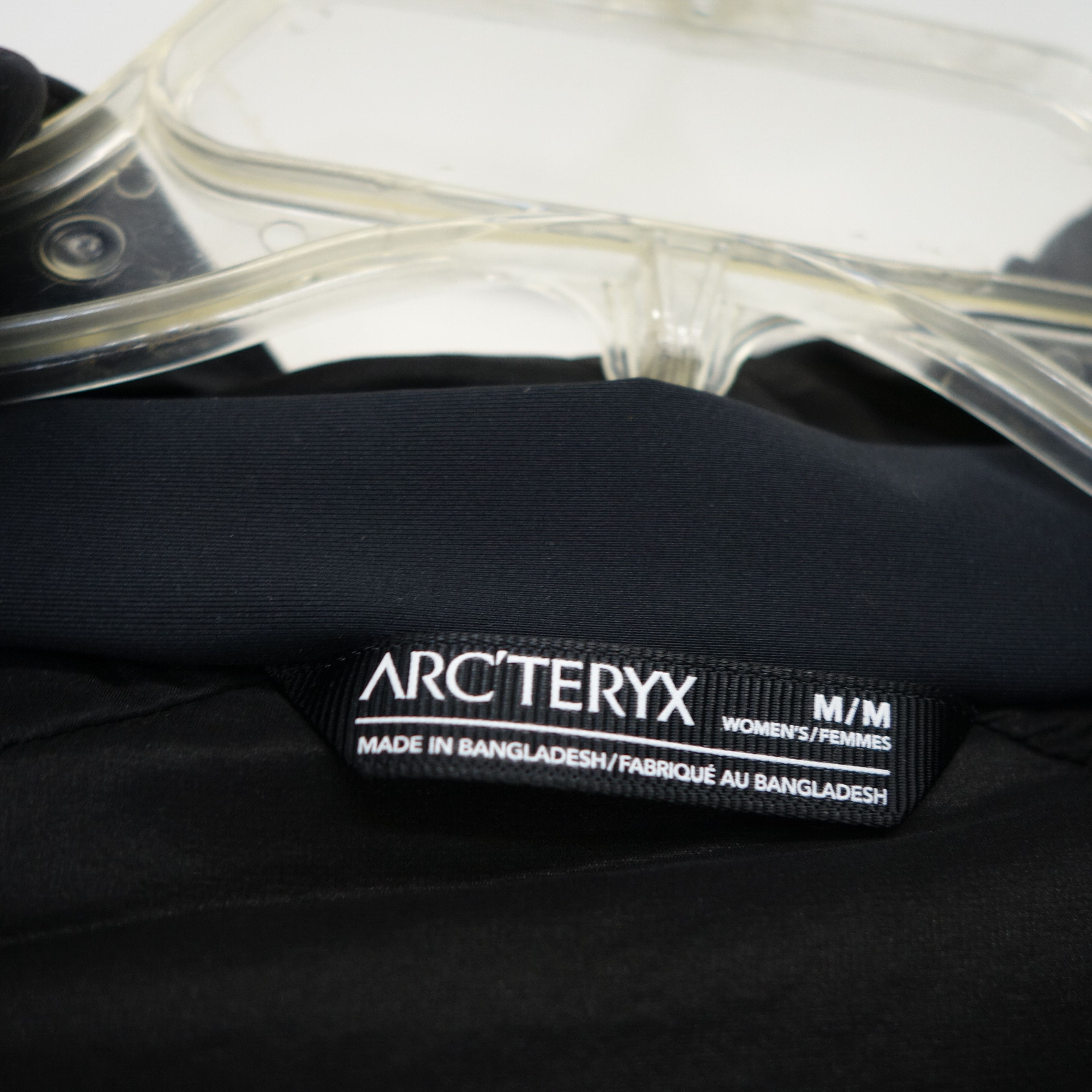 Arc'teryx Black Atom AR Hoody Hooded Lightweight Jacket Coat Size M Size M / US 6-8 / IT 42-44 - 4 Thumbnail