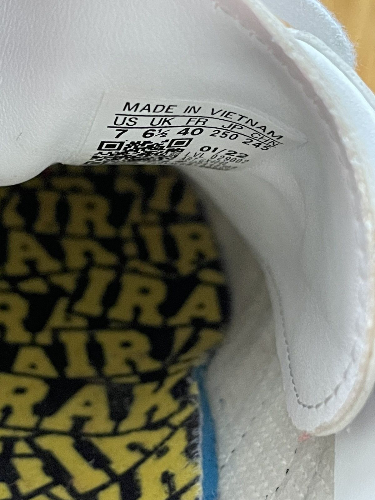 Adidas × IRAK Adidas Samba OG Irak White 2022 Size US 7 / EU 40 - 6 Thumbnail