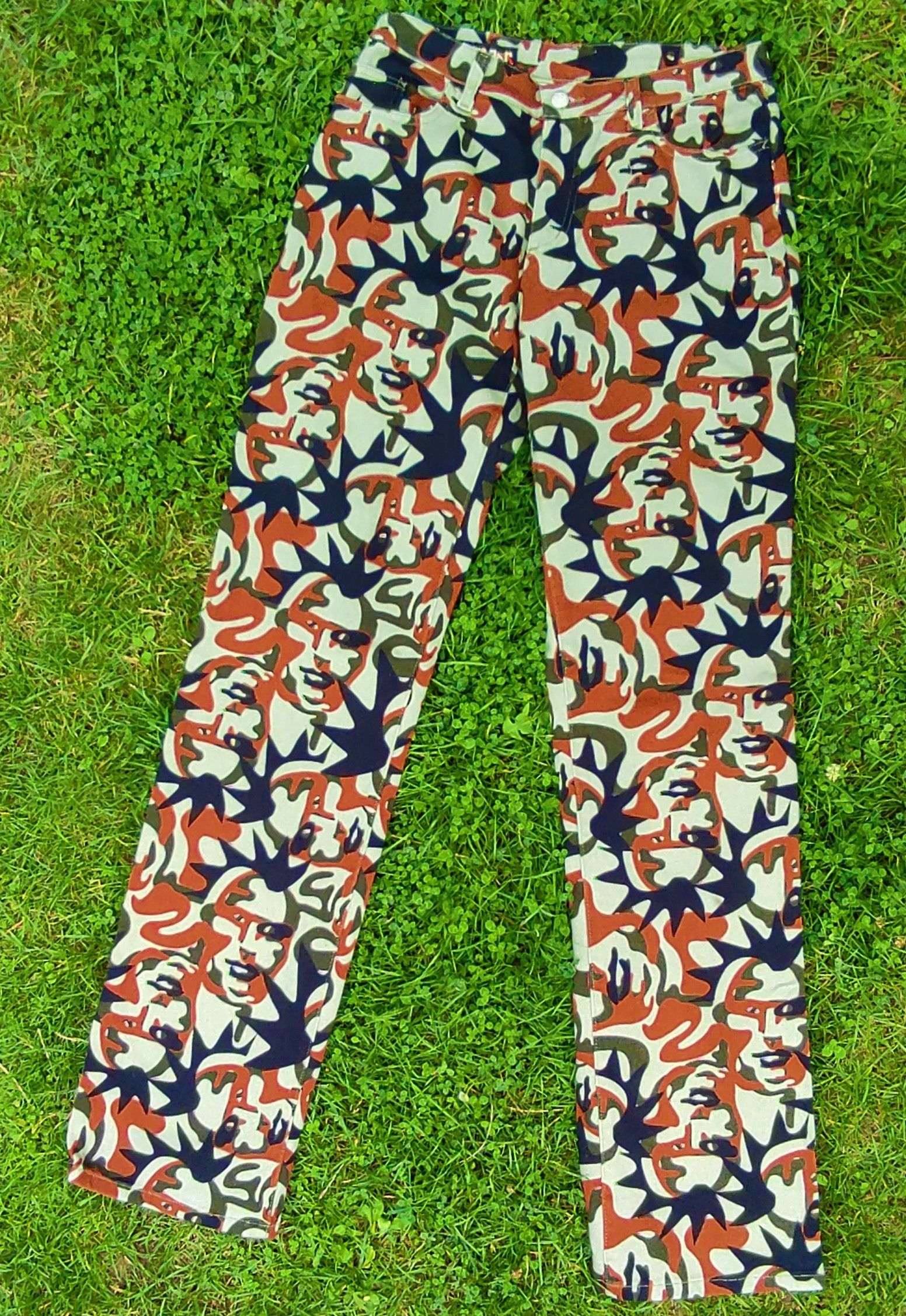 Jean Paul Gaultier Jean Paul Gaultier Fight Racism Camouflage Punk Faces Pants Size 28" / US 6 / IT 42 - 10 Thumbnail