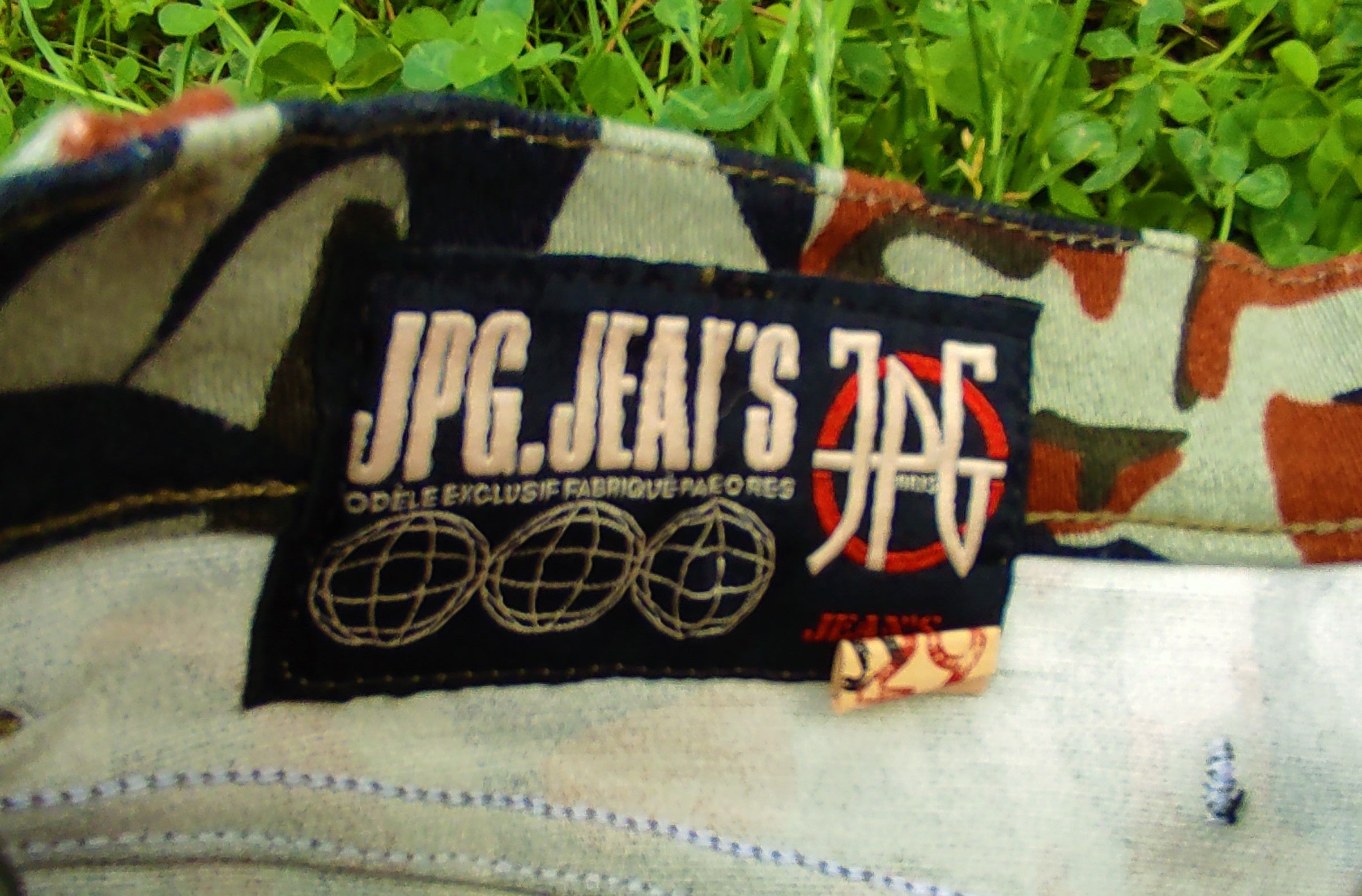 Jean Paul Gaultier Jean Paul Gaultier Fight Racism Camouflage Punk Faces Pants Size 28" / US 6 / IT 42 - 14 Thumbnail