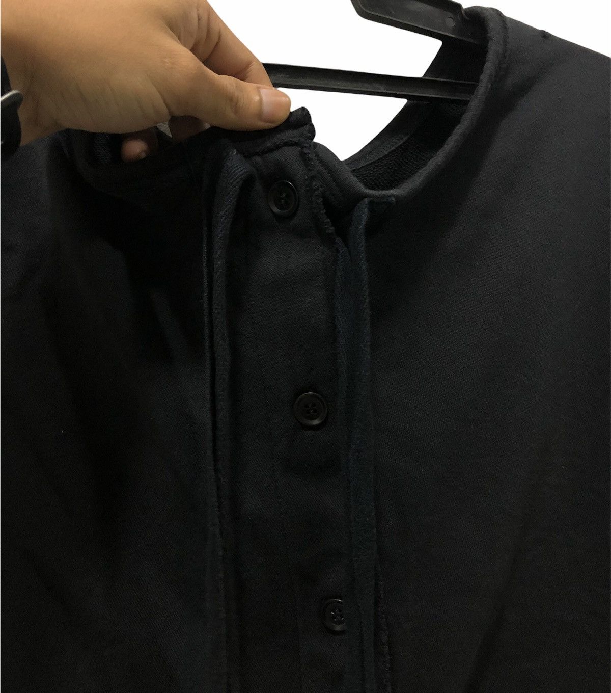 Adidas × Y-3 × Yohji Yamamoto Y-3 Yohji Yamamoto x adidas Distressed Crop Top Black Size S Size US S / EU 44-46 / 1 - 3 Thumbnail