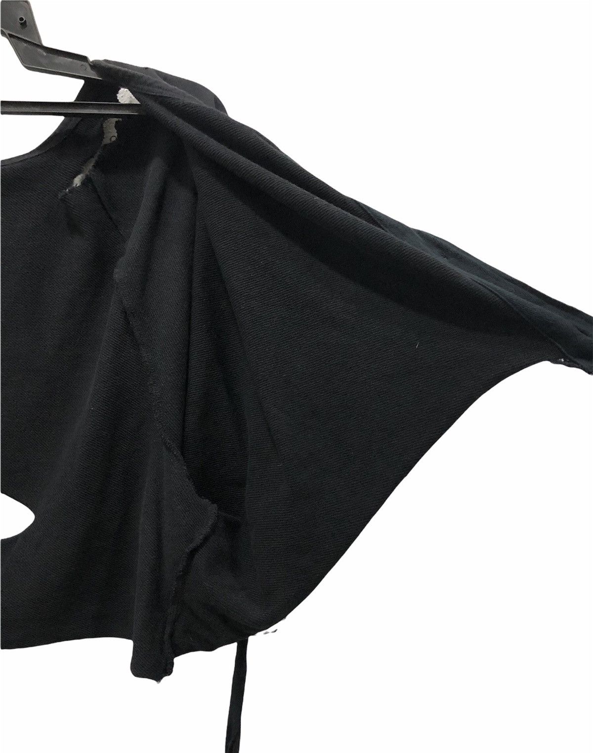 Adidas × Y-3 × Yohji Yamamoto Y-3 Yohji Yamamoto x adidas Distressed Crop Top Black Size S Size US S / EU 44-46 / 1 - 7 Thumbnail