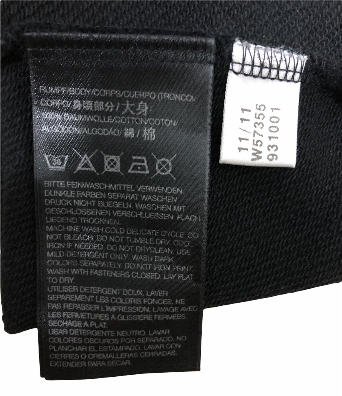 Adidas × Y-3 × Yohji Yamamoto Y-3 Yohji Yamamoto x adidas Distressed Crop Top Black Size S Size US S / EU 44-46 / 1 - 9 Thumbnail