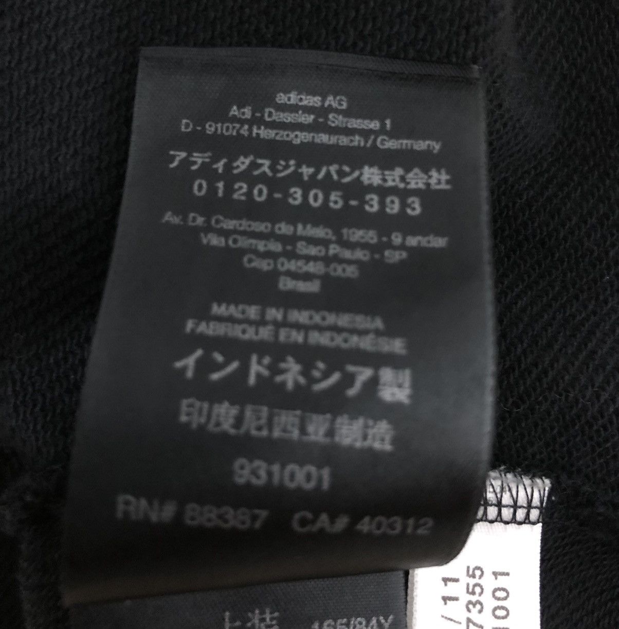 Adidas × Y-3 × Yohji Yamamoto Y-3 Yohji Yamamoto x adidas Distressed Crop Top Black Size S Size US S / EU 44-46 / 1 - 11 Thumbnail