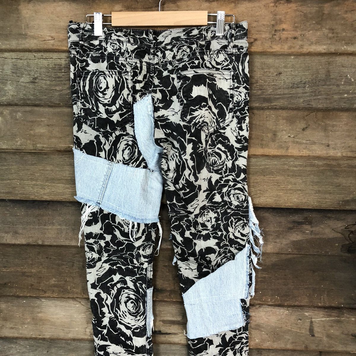 Japanese Brand Japan rose Black reworked Custom patchwork denim Pants #5584 Size 26" / US 2 / IT 38 - 12 Thumbnail