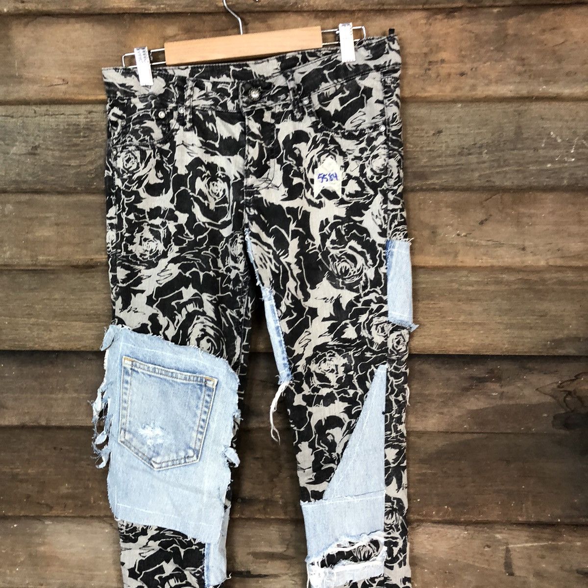 Japanese Brand Japan rose Black reworked Custom patchwork denim Pants #5584 Size 26" / US 2 / IT 38 - 2 Thumbnail