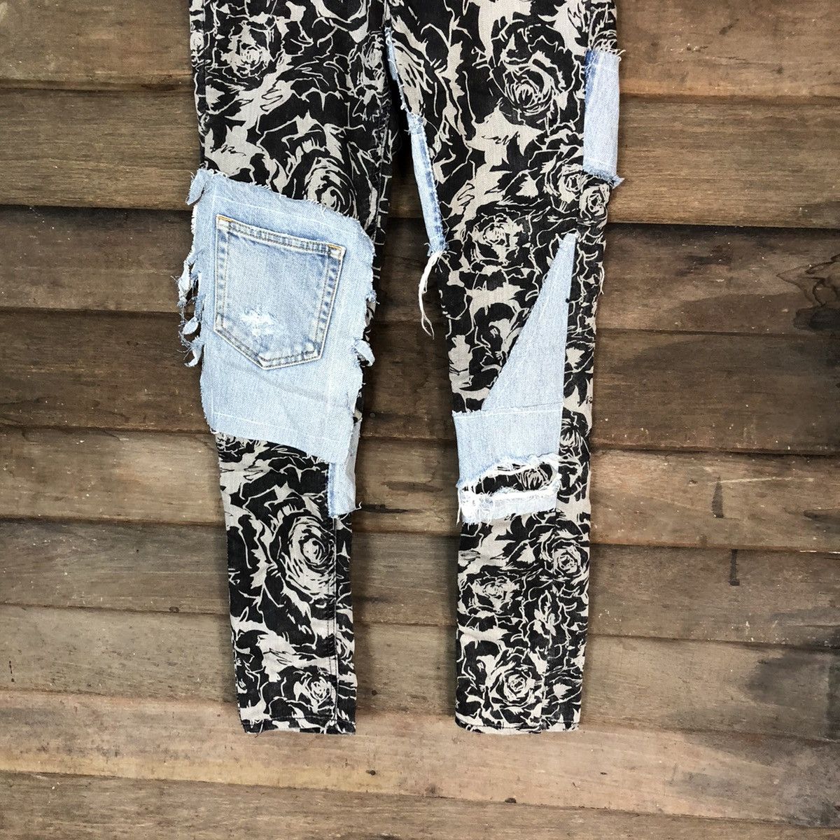 Japanese Brand Japan rose Black reworked Custom patchwork denim Pants #5584 Size 26" / US 2 / IT 38 - 3 Thumbnail