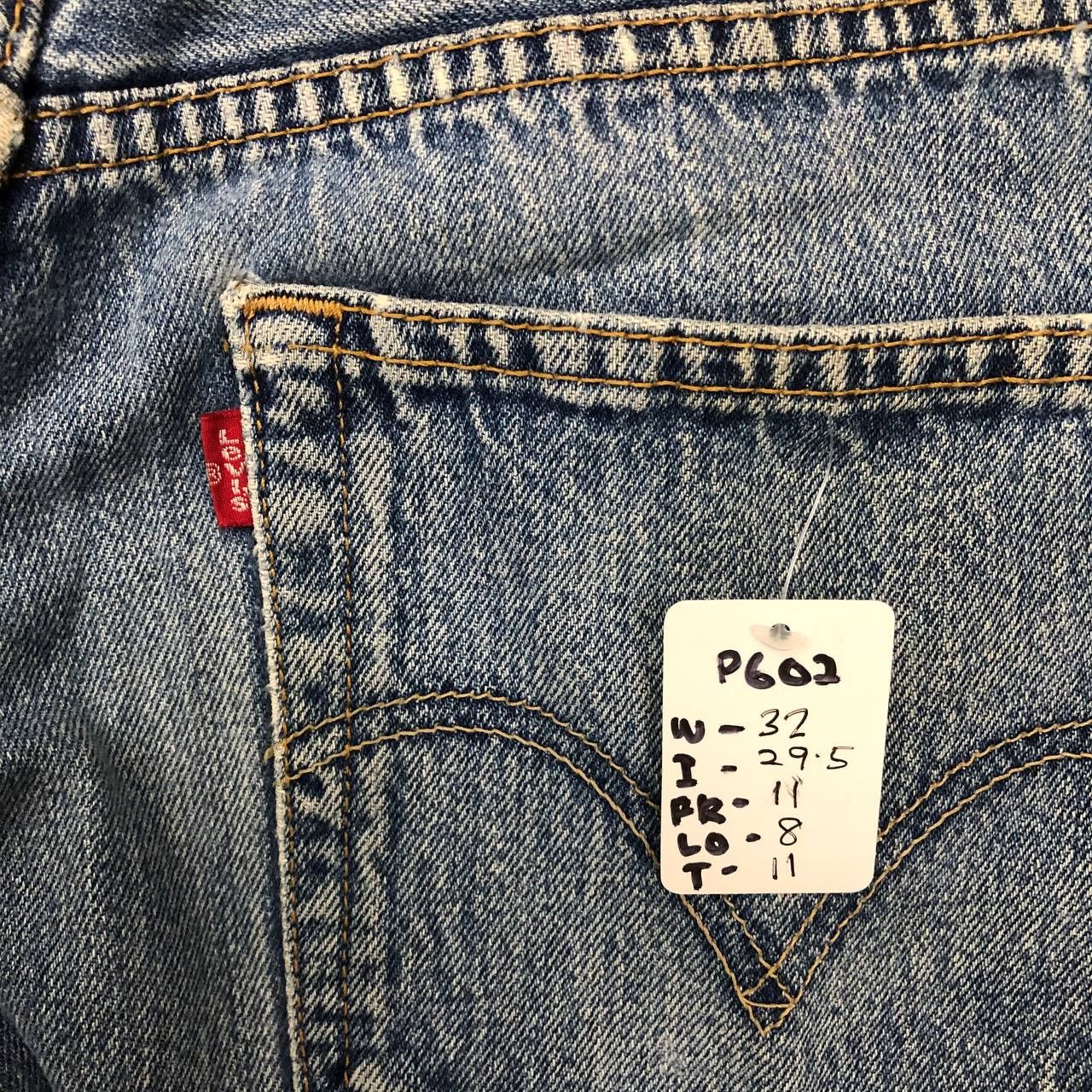 Levi's P602 VTG LEVI'S 501 DISTRESSED DENIM KURT COBAIN STYLE Size US 32 / EU 48 - 10 Thumbnail