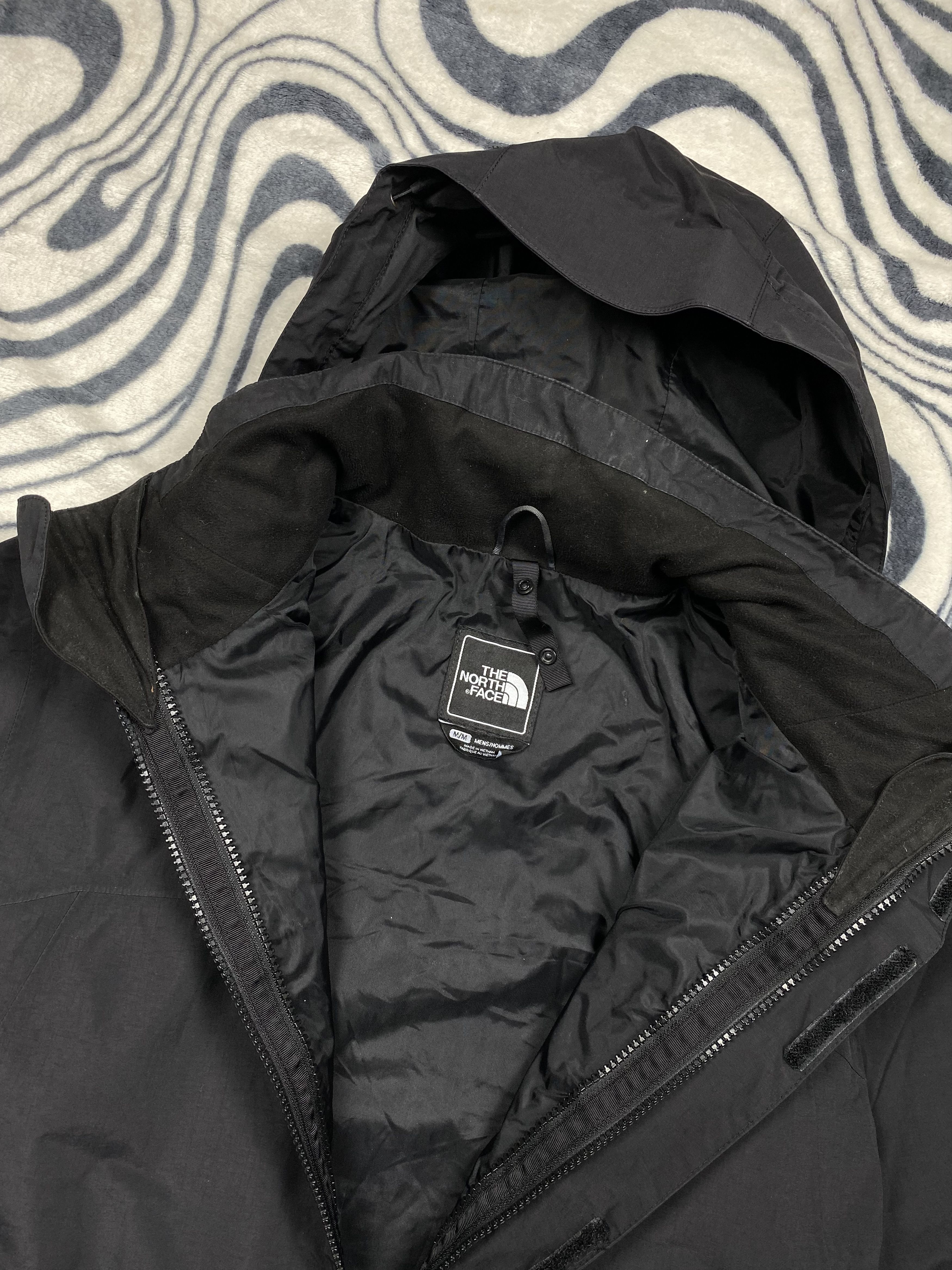 The North Face The North Face HyVent Mens 3 in 1 Jacket with fleece lining Size US M / EU 48-50 / 2 - 7 Thumbnail
