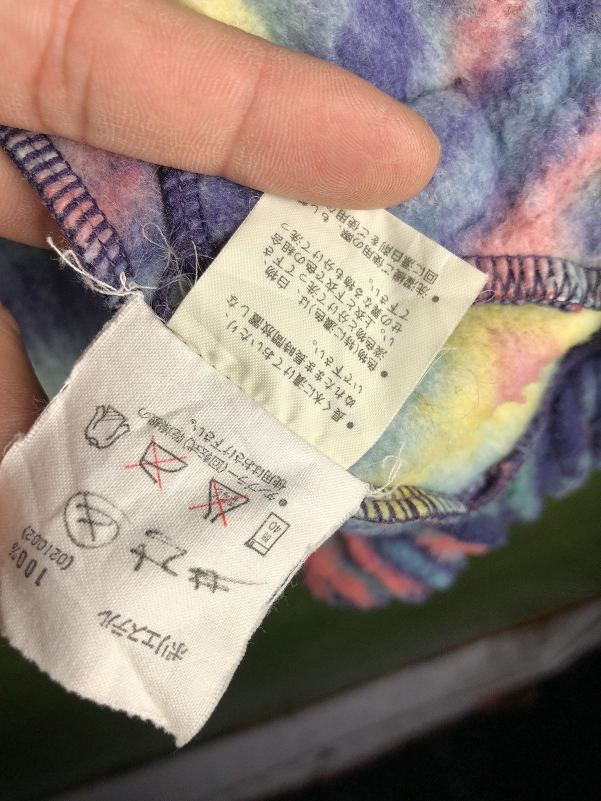 Descente × Japanese Brand × Vintage RARE DESCENTE NAVAJO NATIVE ABSTRACT FLECE HODIE MULTI COLO Size US L / EU 52-54 / 3 - 8 Thumbnail