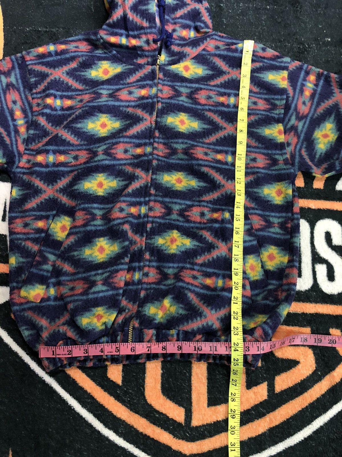Descente × Japanese Brand × Vintage RARE DESCENTE NAVAJO NATIVE ABSTRACT FLECE HODIE MULTI COLO Size US L / EU 52-54 / 3 - 13 Thumbnail