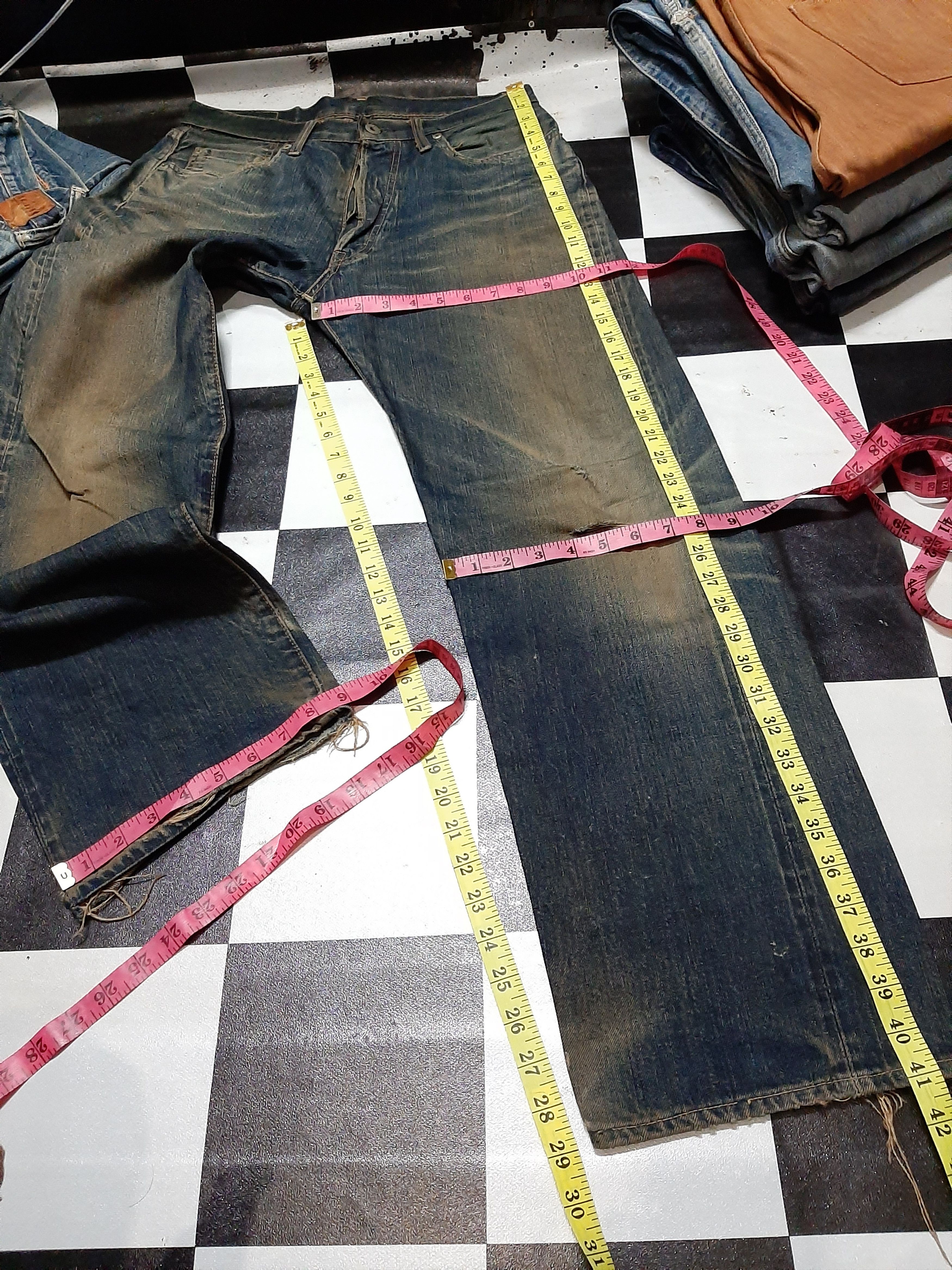 Japanese Brand × Salvage RUSTY PINBALL JAPAN SELVEDGE DISTRESSED DENIM Size US 31 - 22 Thumbnail