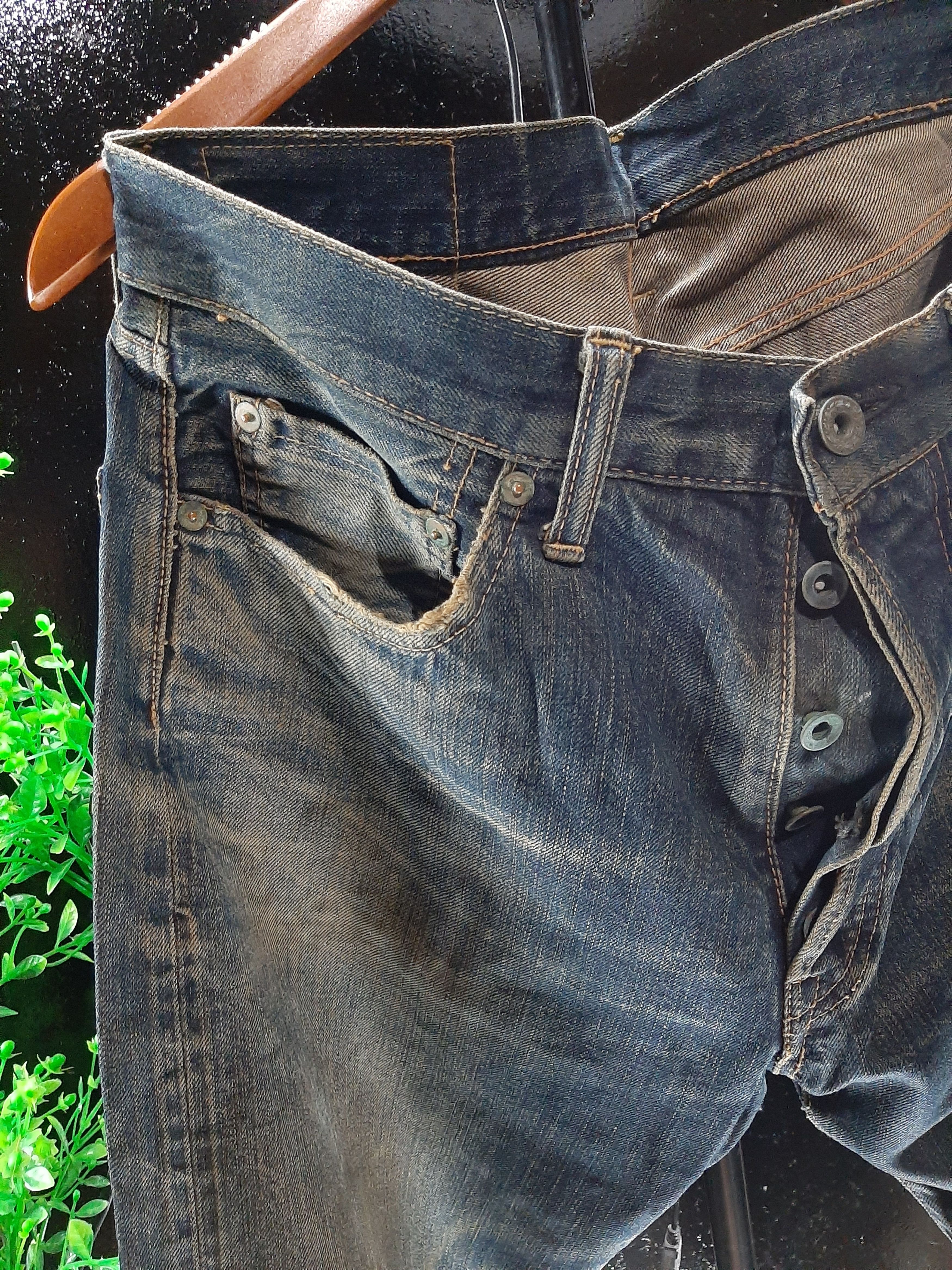 Japanese Brand × Salvage RUSTY PINBALL JAPAN SELVEDGE DISTRESSED DENIM Size US 31 - 3 Thumbnail