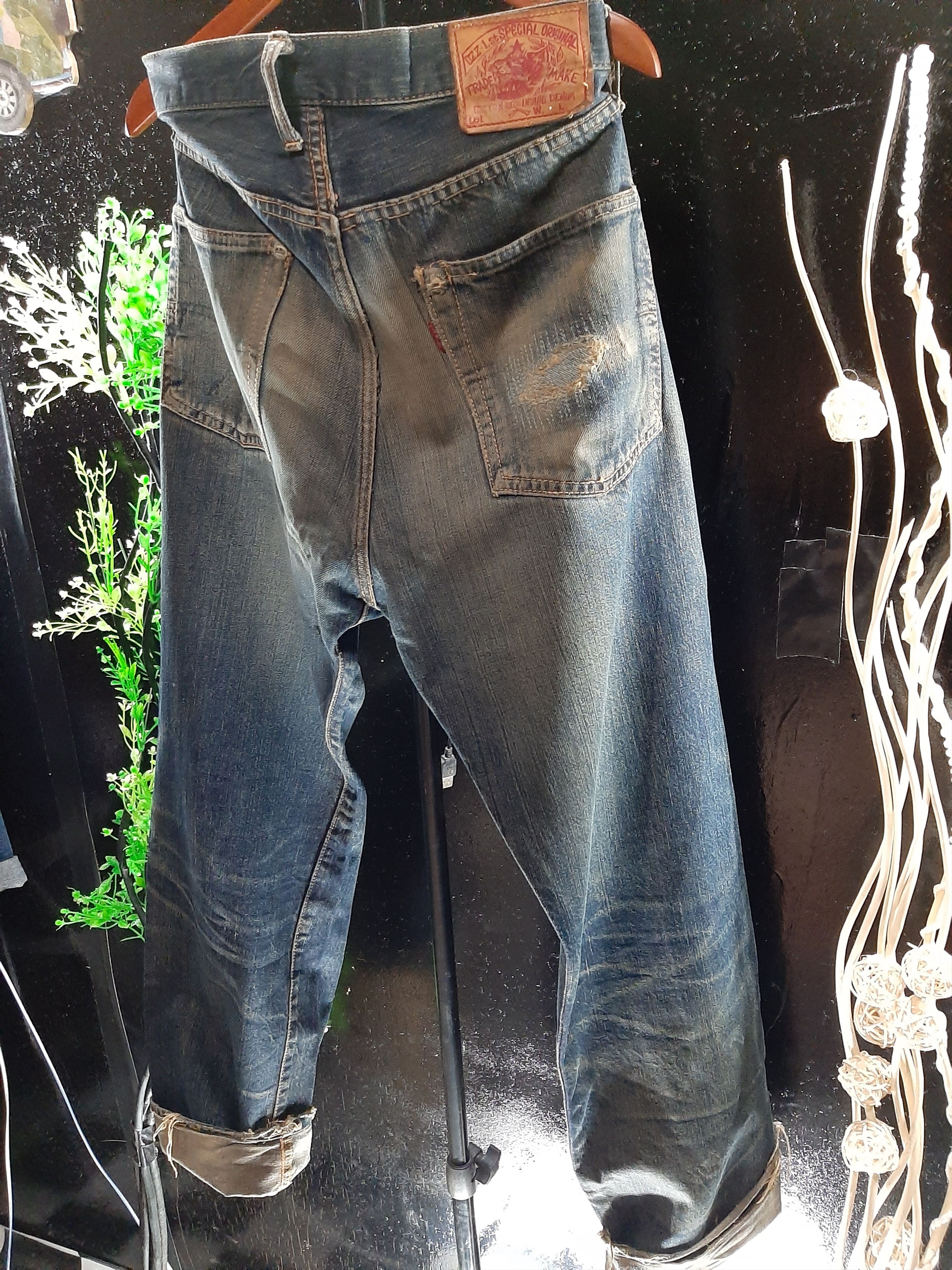 Japanese Brand × Salvage RUSTY PINBALL JAPAN SELVEDGE DISTRESSED DENIM Size US 31 - 14 Thumbnail