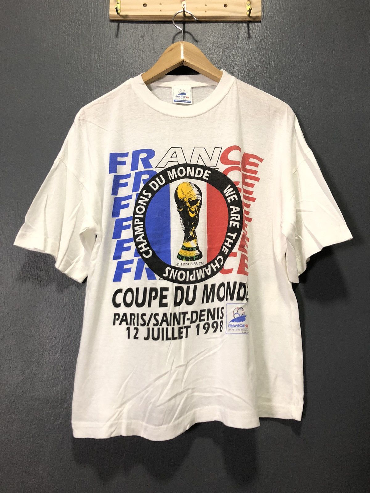 Vintage VINTAGE FRANCE 98 COUPE DU MONDE FIFA WORLD CUP SHIRT Size US M / EU 48-50 / 2 - 1 Thumbnail