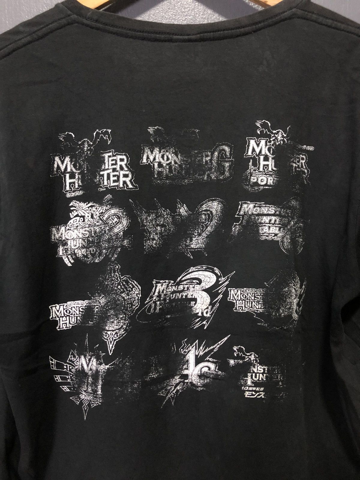 Anime × Japanese Brand × Vintage VINTAGE MONSTER HUNTER 10th ANNIVERSARY JAPANESE ANIME/GAMES Size US M / EU 48-50 / 2 - 6 Thumbnail