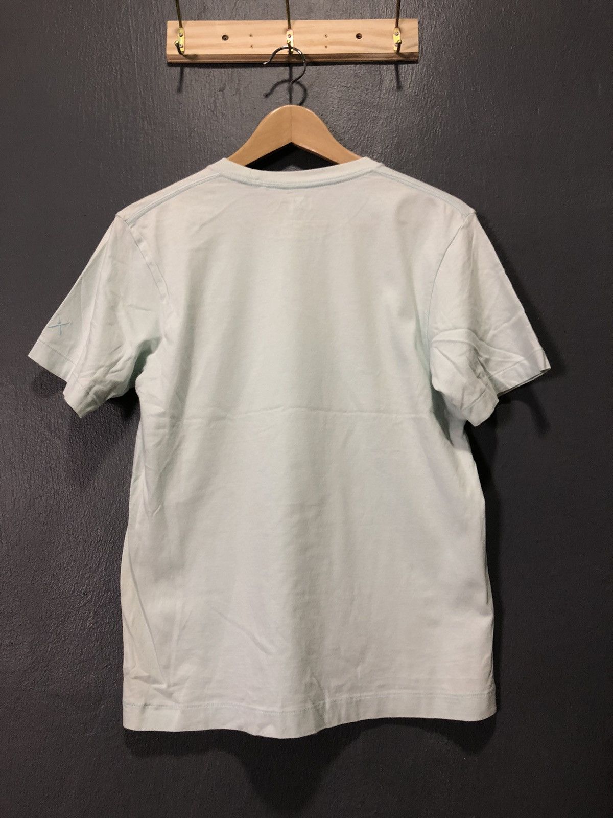 Cartoon Network × Kaws × Uniqlo VINTAGE KAWS x SESAME STREET x UNIQLO PHOTO SHIRT Size US S / EU 44-46 / 1 - 7 Thumbnail