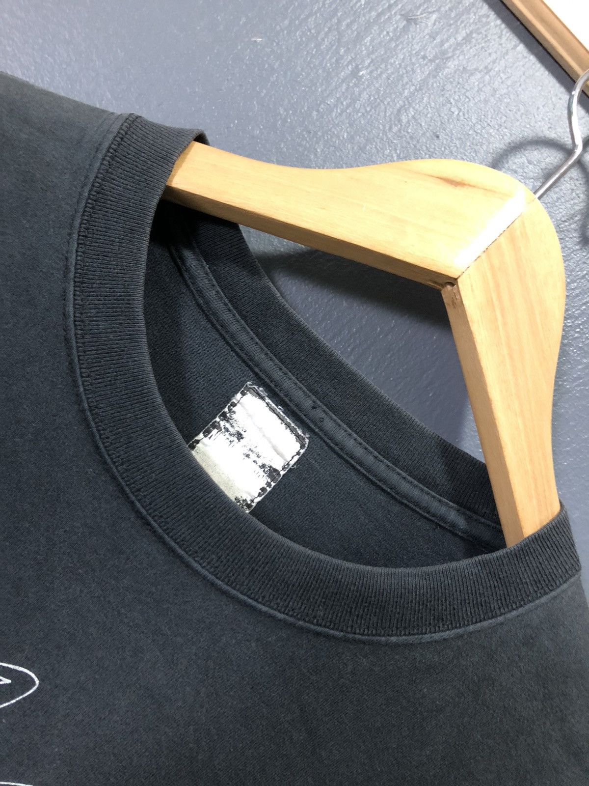 Japanese Brand × Neighborhood × Vintage VINTAGE NEIGHBORHOOD HAMPTON NAKED GIRL FADED SHIRT Size US M / EU 48-50 / 2 - 3 Thumbnail